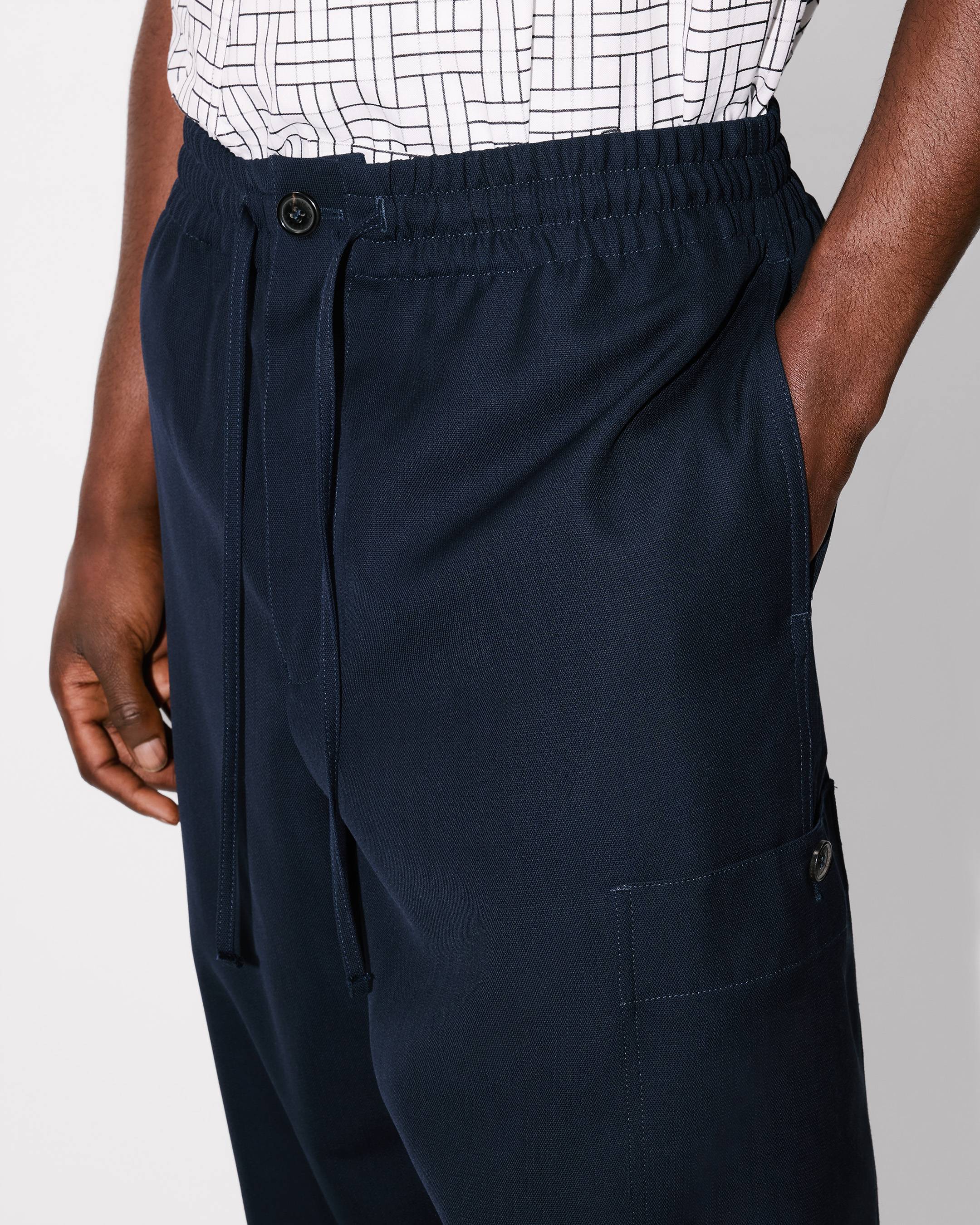 Cargo jogpants in virgin wool