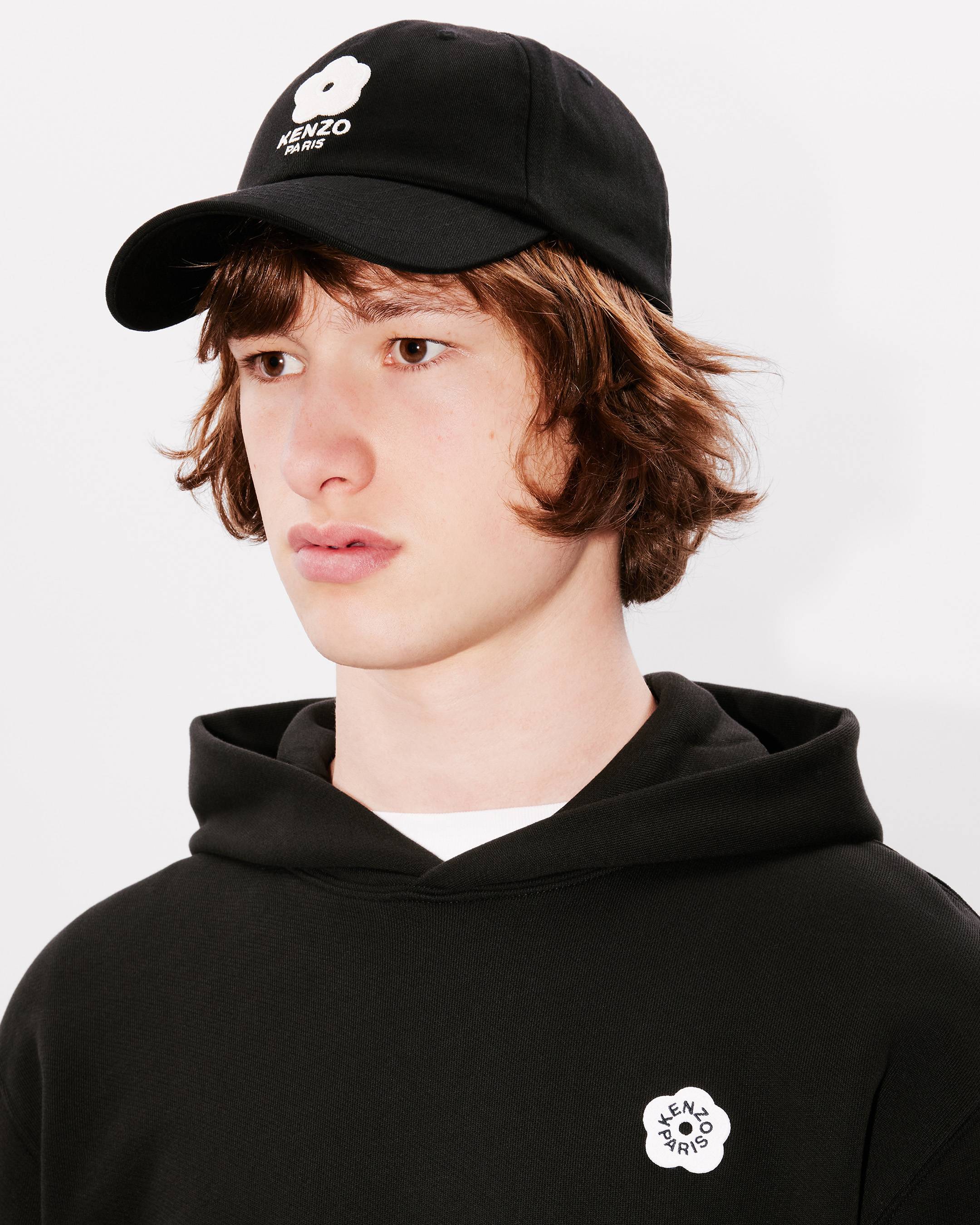 ★日本完売★関税込み【KENZO】エンブロイダリー フーディー FE65SW2214MG.99J_P_02.jpg