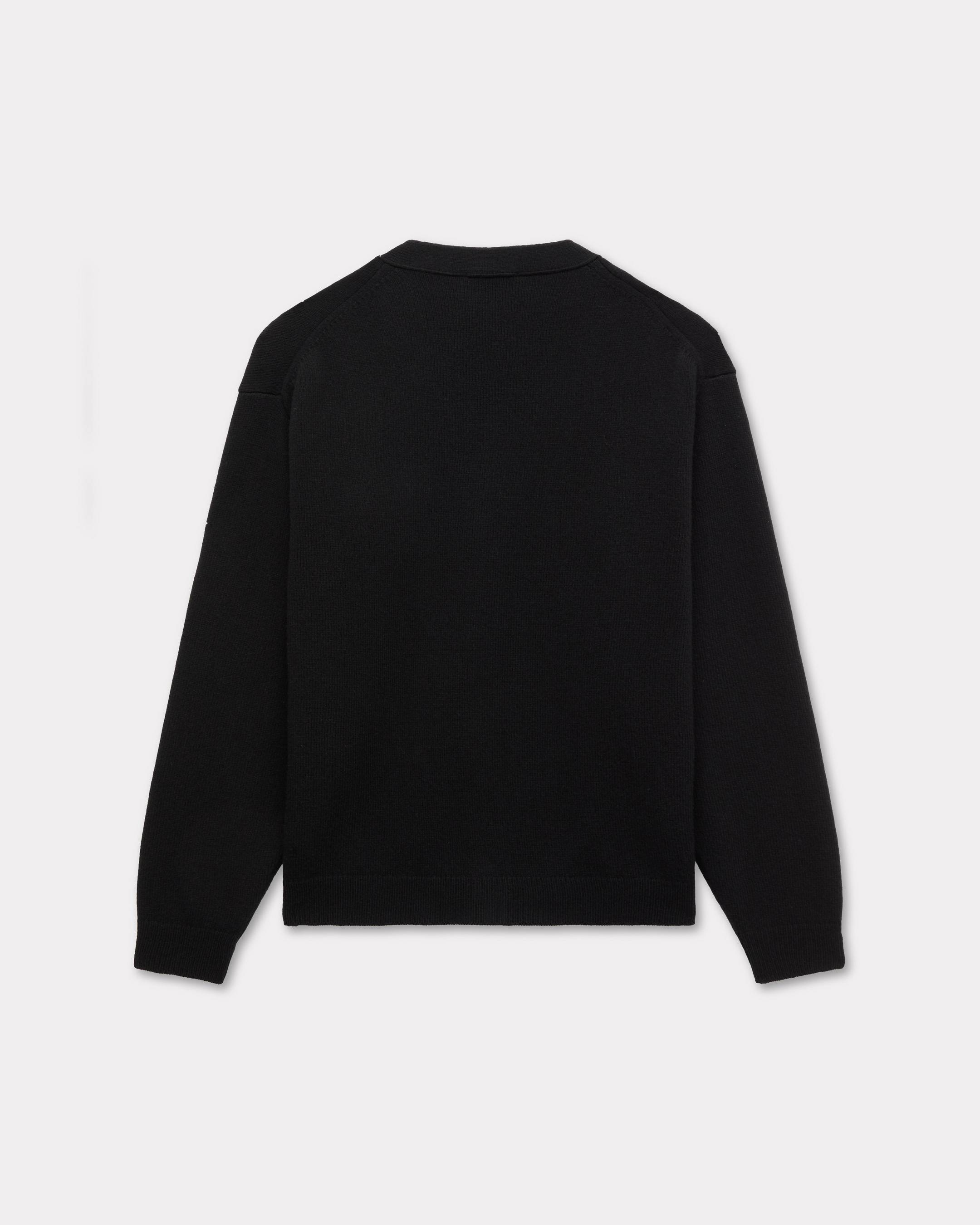 Cardigan in wool