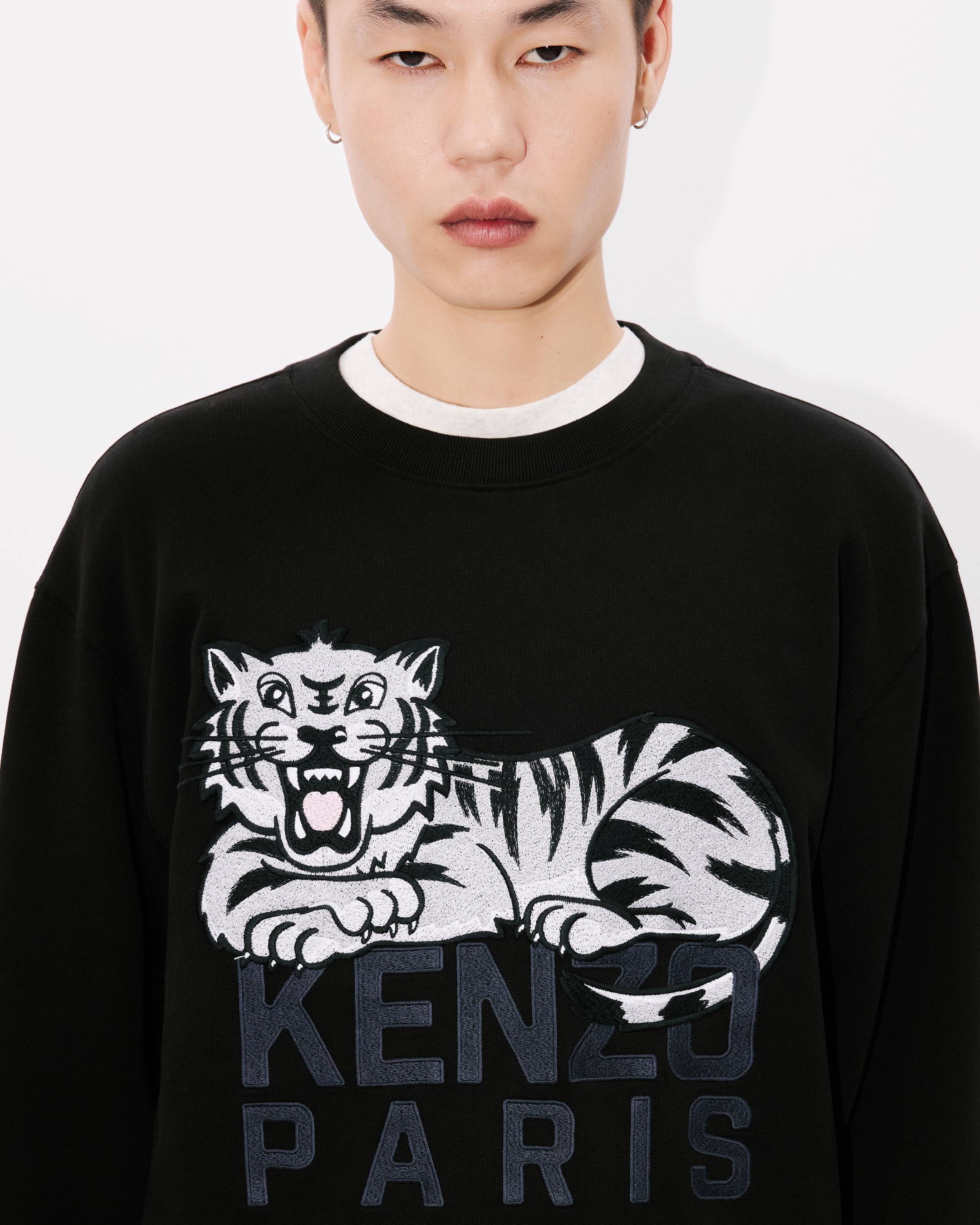 スウェット・トレーナー KENZO 'Happy Tiger' sweatshirt Black  FF55SW2624MF Kenzo Happy Tiger Sweatshirt | Black | FARFETCH