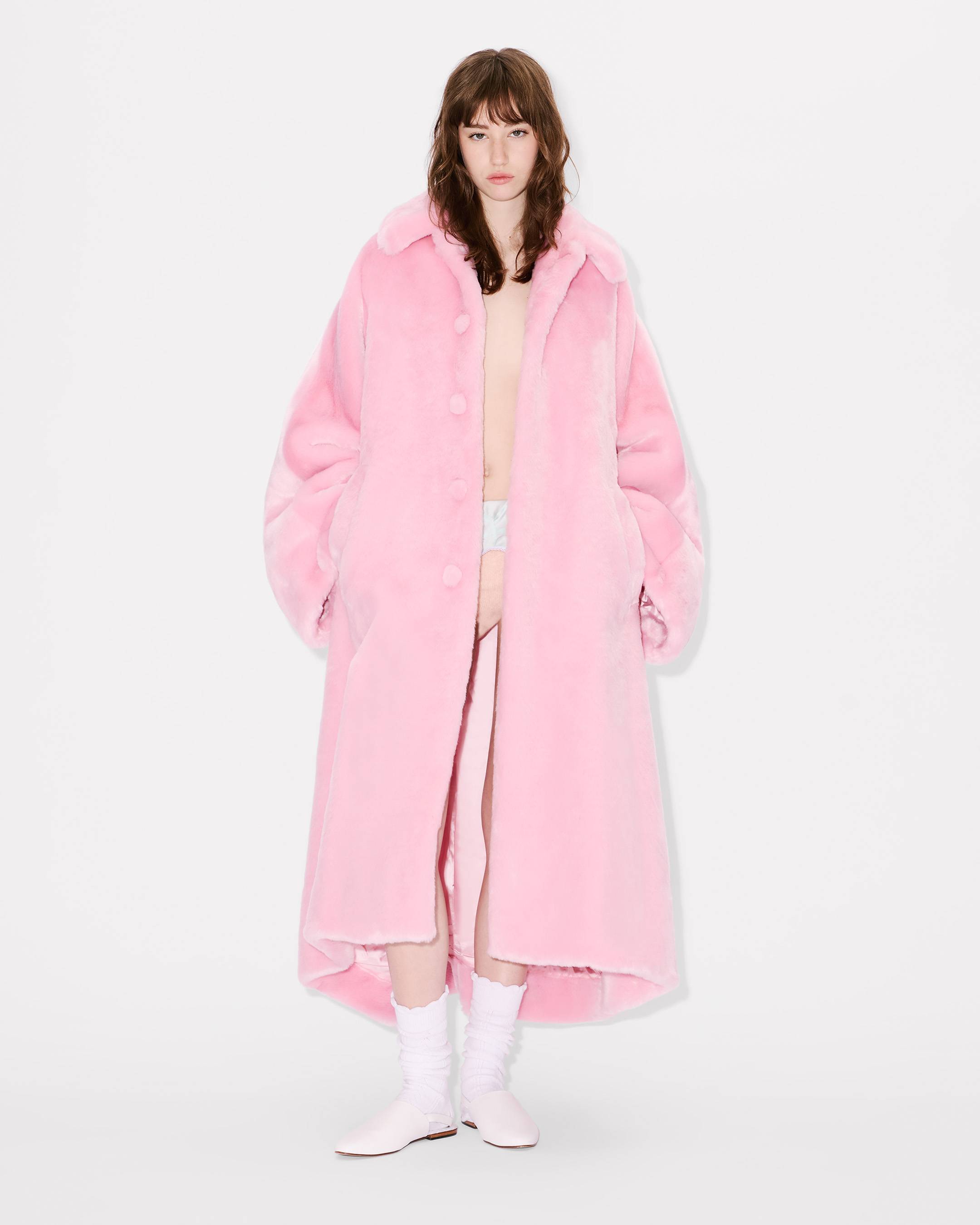 Oversized coat in fake fur