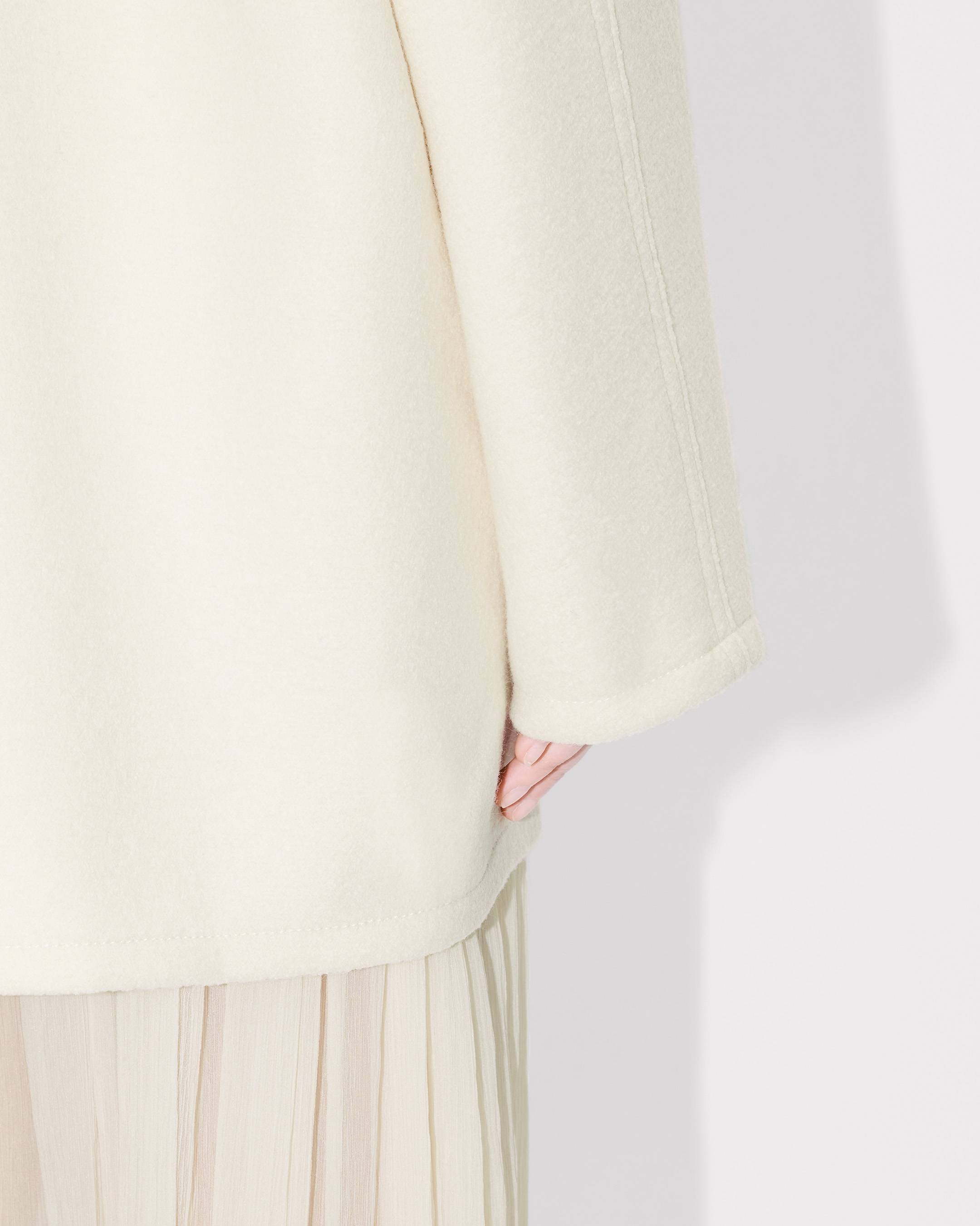 Officer coat in virgin wool