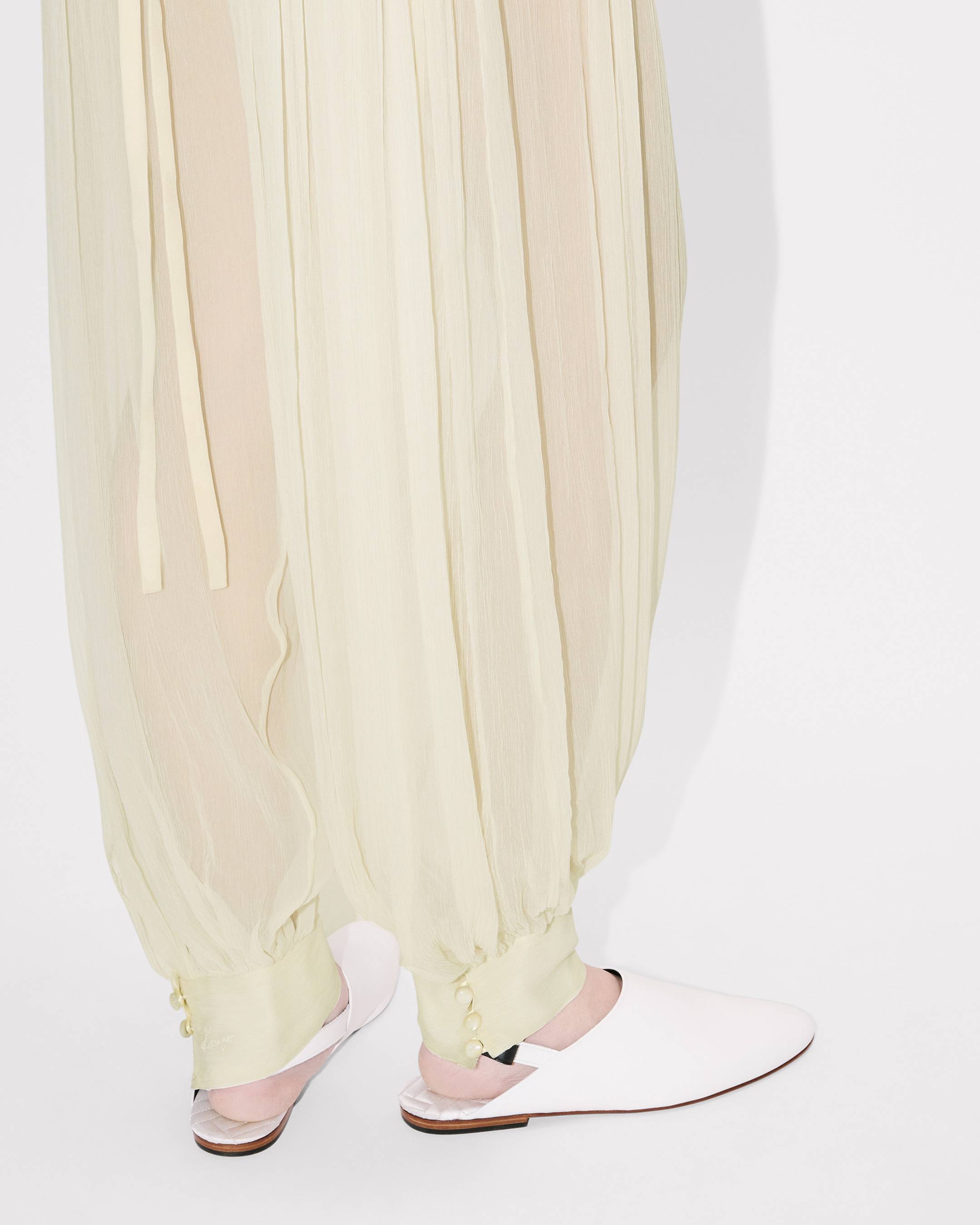 Balloon pants in transparent silk veil