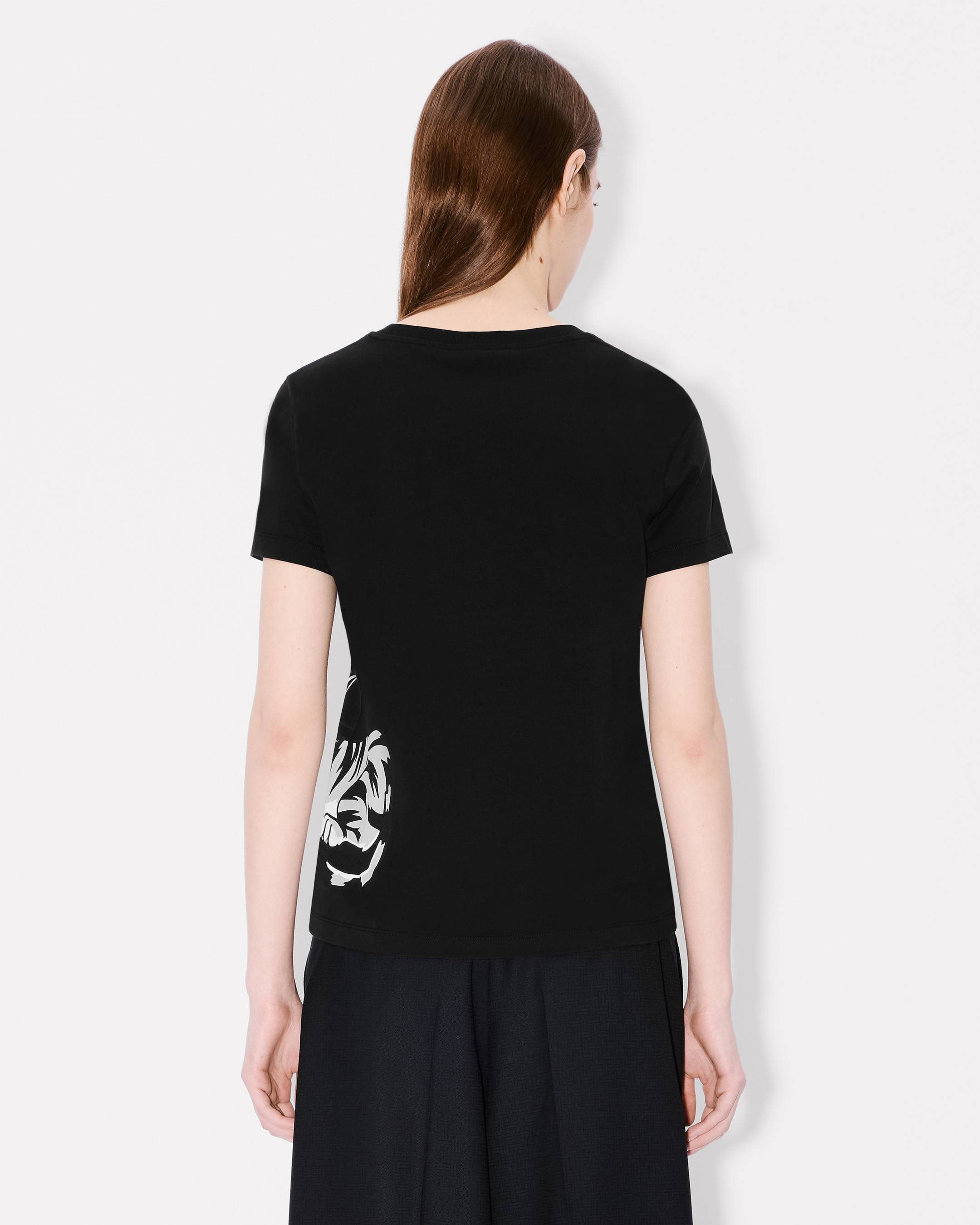 KENZO｜Happy Tigerミニ刺繍ロゴTシャツ 黒で大人カジュアル KENZO Happy Tiger' embroidered T-shirt in cotton | Men's | KENZO