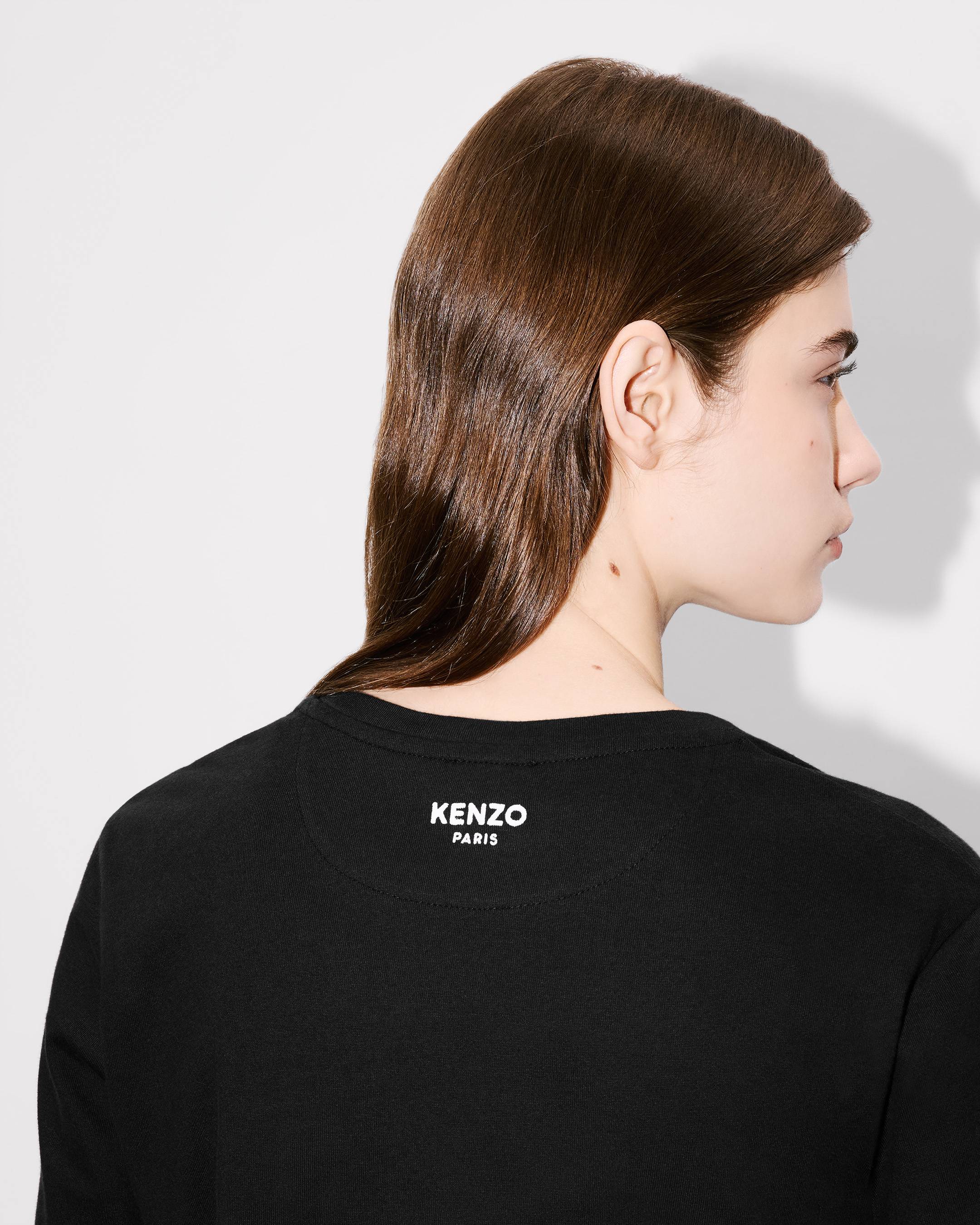 T-shirt à pin et détail drapé 'Boke Flower' en coton