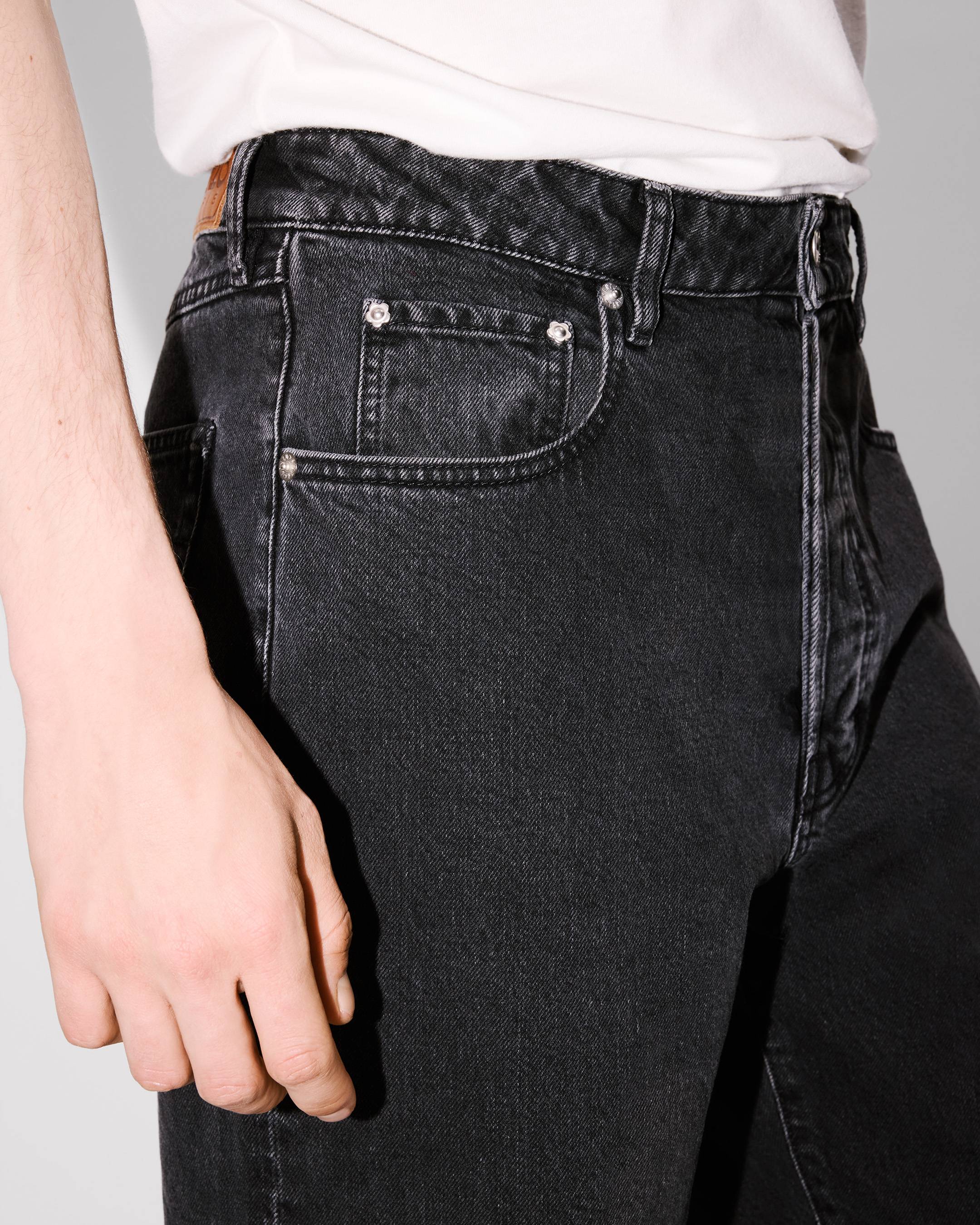 BOTAN loose fit jeans in Japanese denim