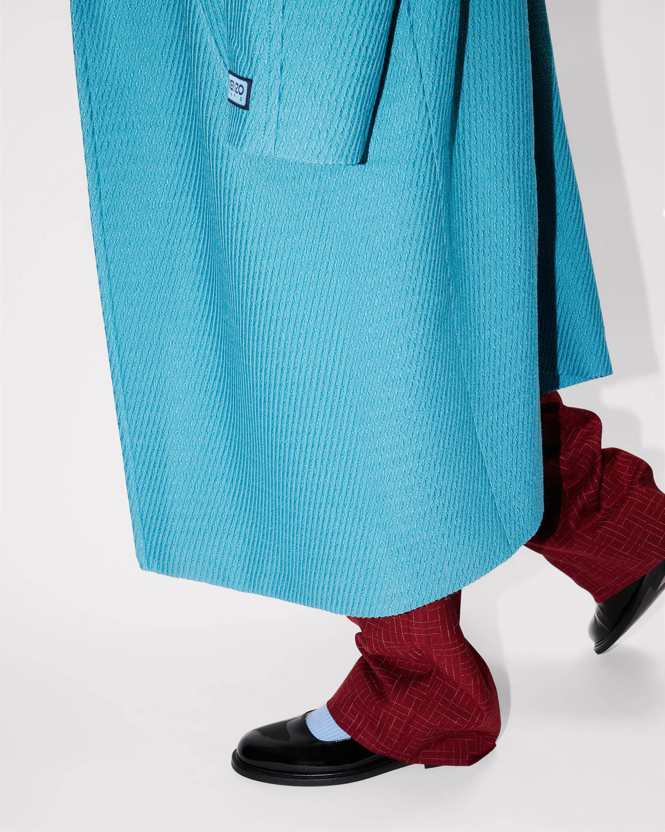 Wrap coat in mixed virgin wool