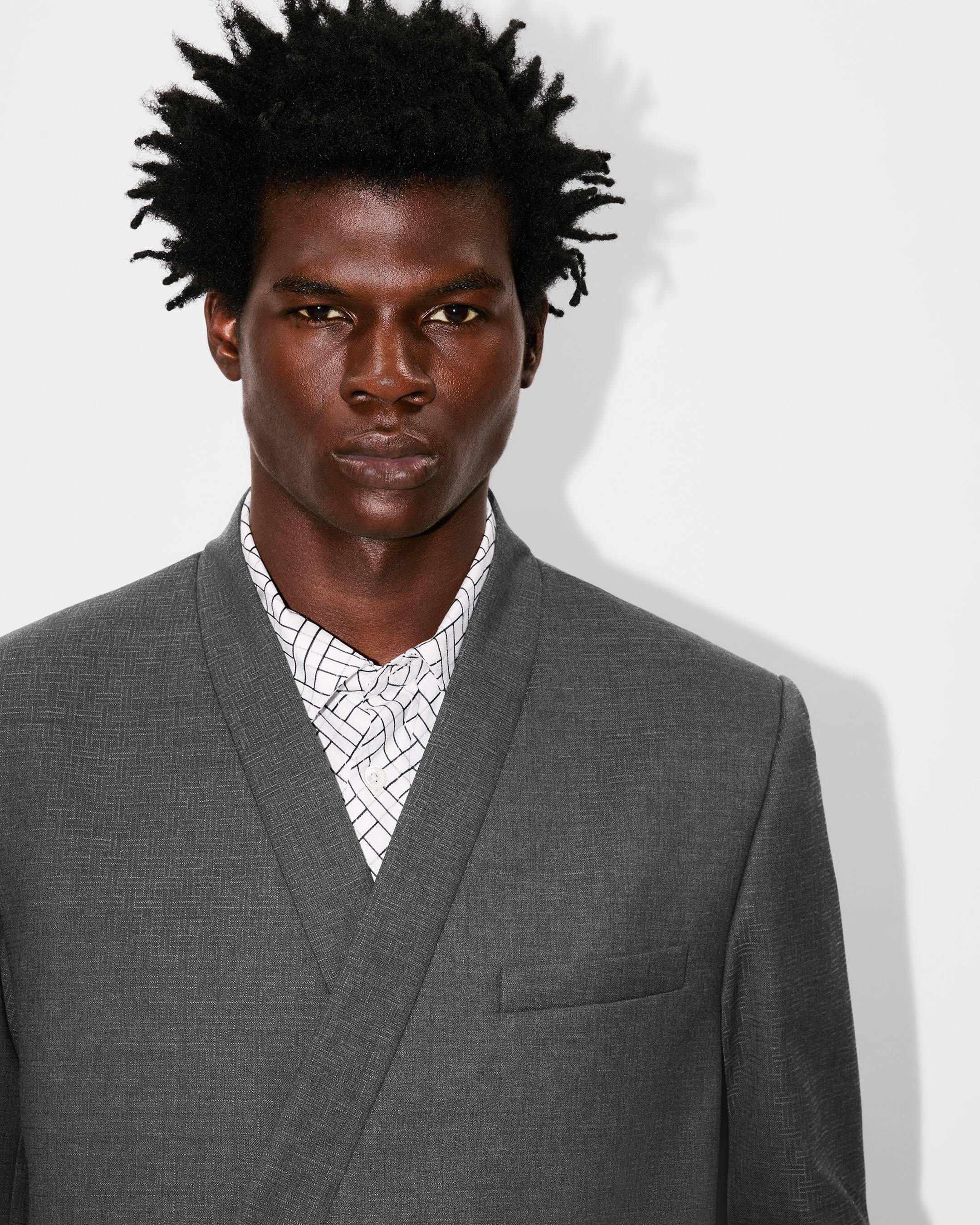 'KENZO Weave' adjusted tailored kimono jacket in wool jacquard