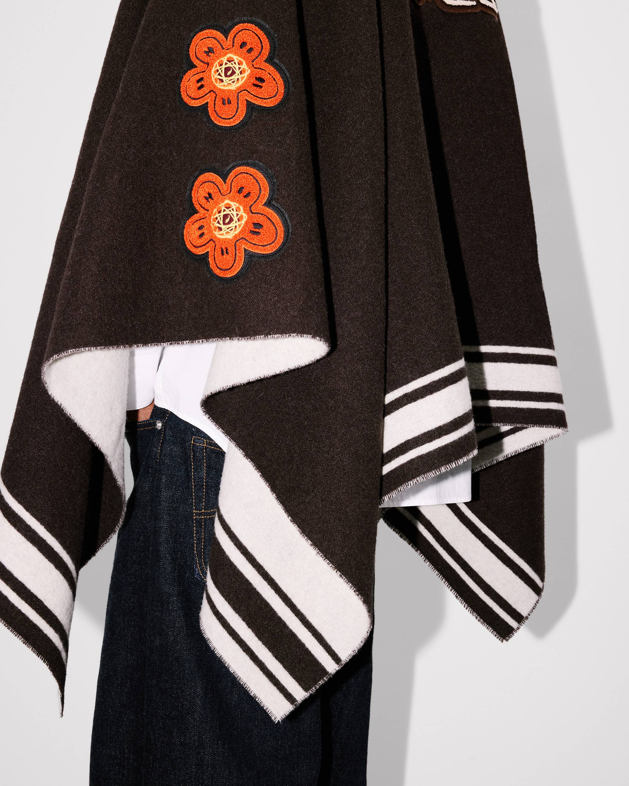 'Kenzo x Futura 2000' poncho in wool