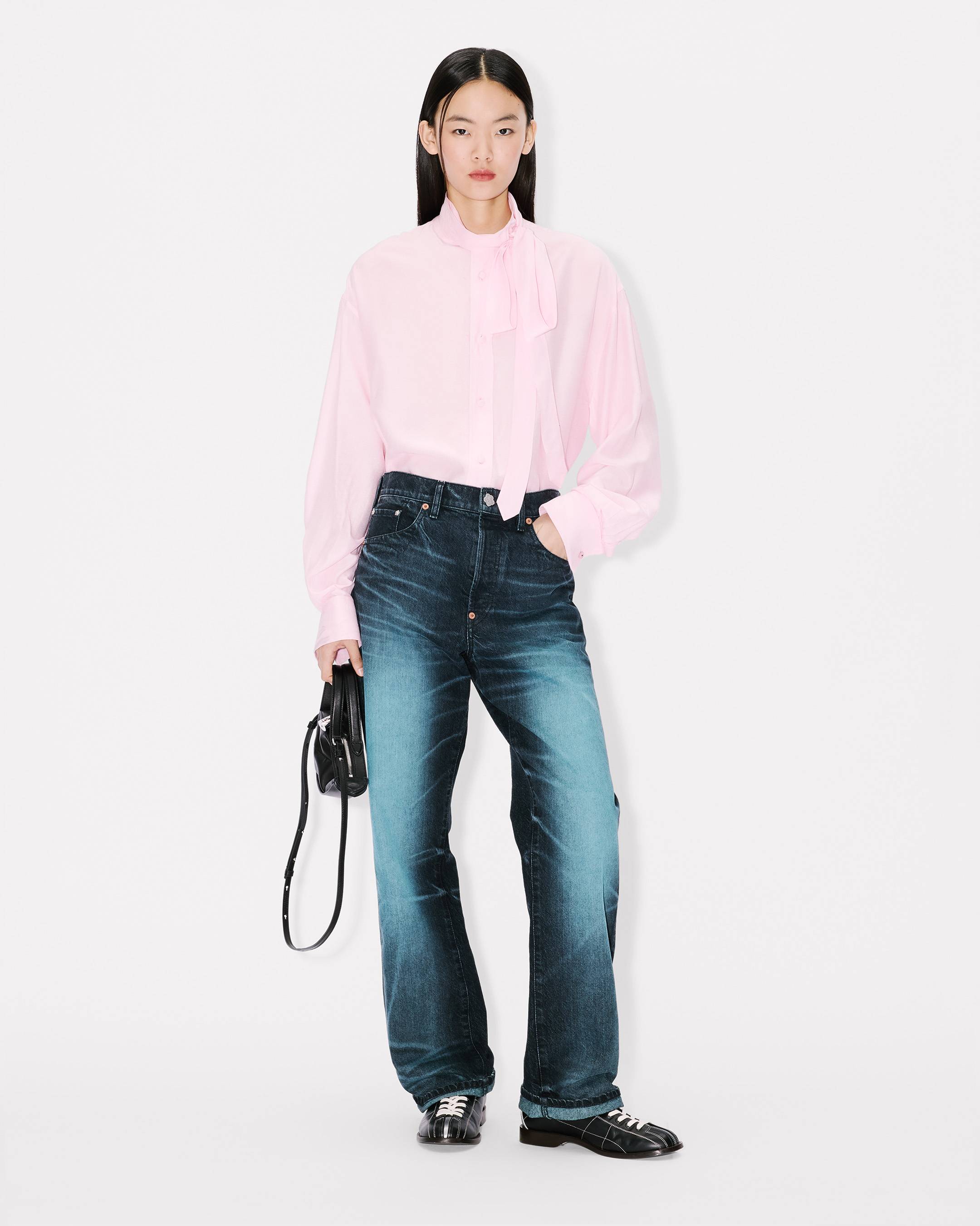 Oversized bow shirt in mixed silk