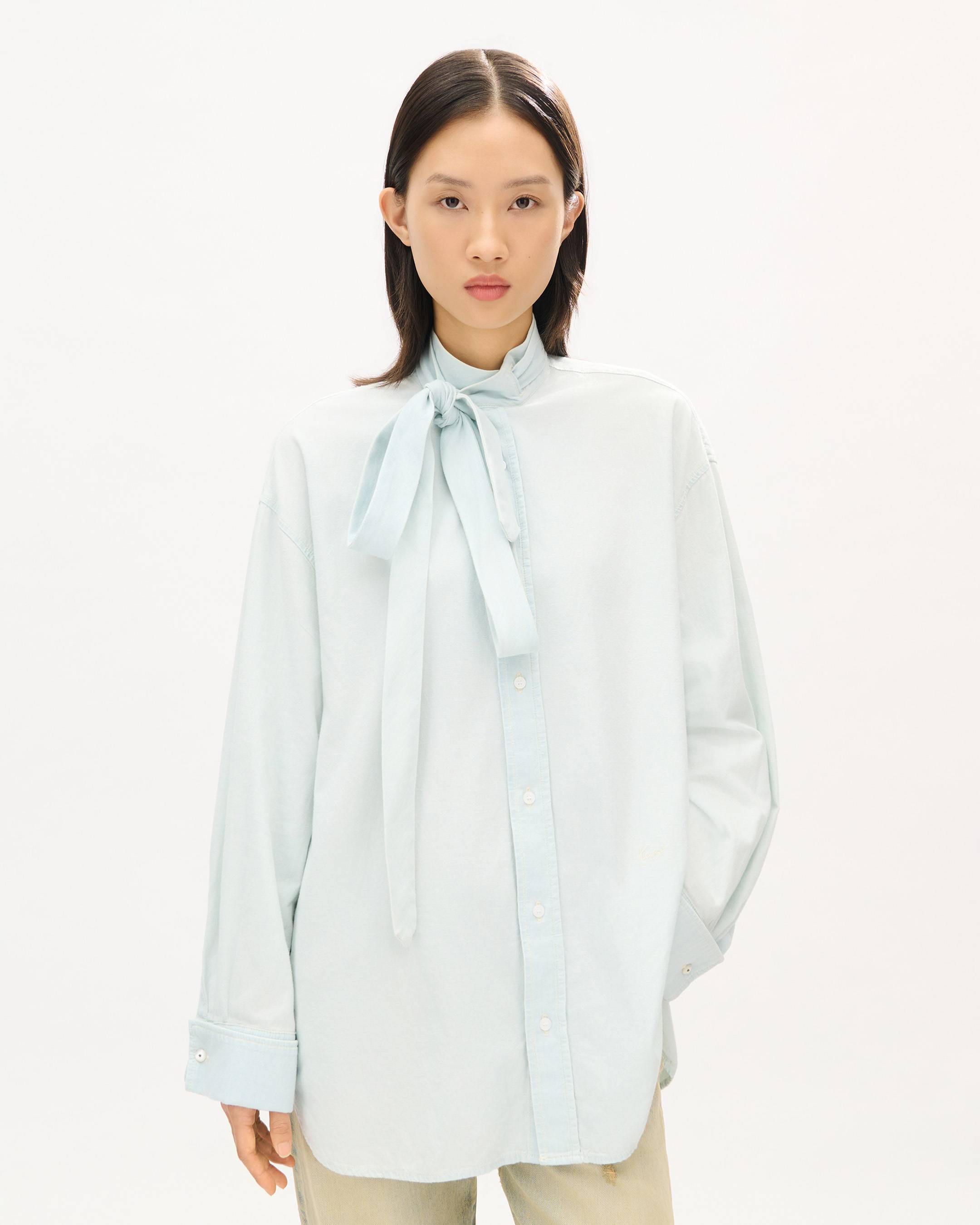 Oversize-Hemd mit Schleife aus Chambray