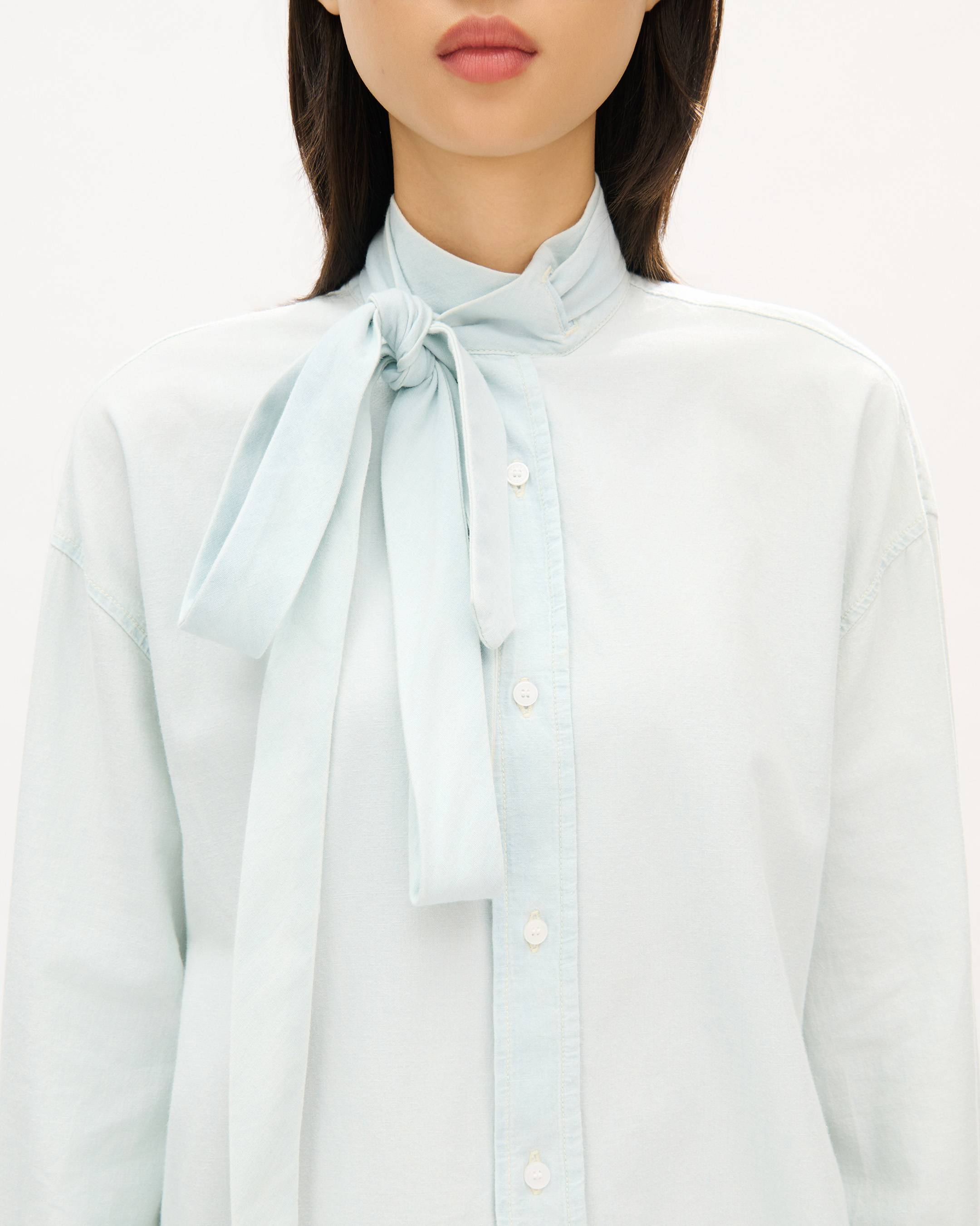 Oversize-Hemd mit Schleife aus Chambray