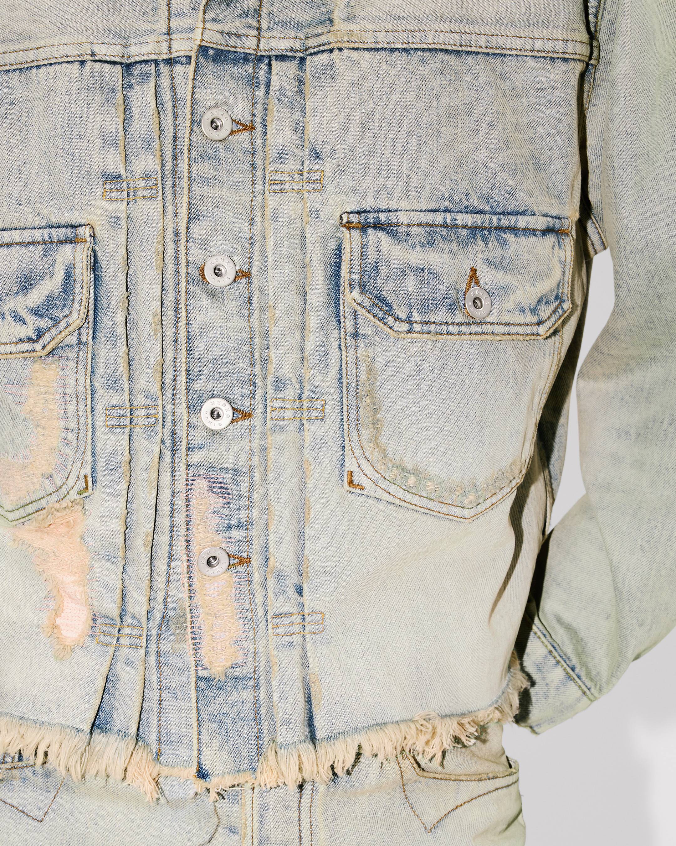 Trucker jacket in japanese denim