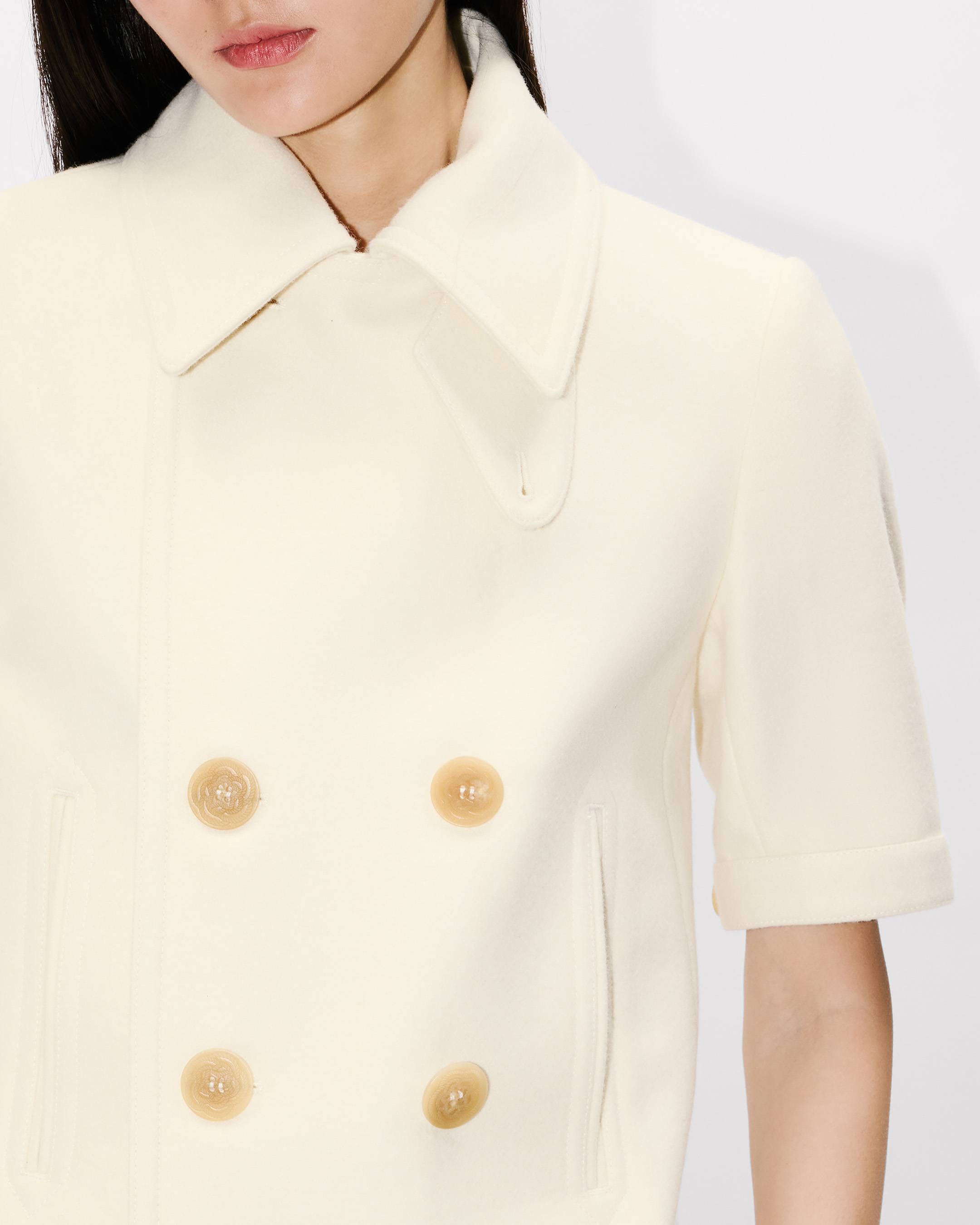 Chaquet&oacute;n marinero con mangas globo cortas de lana virgen