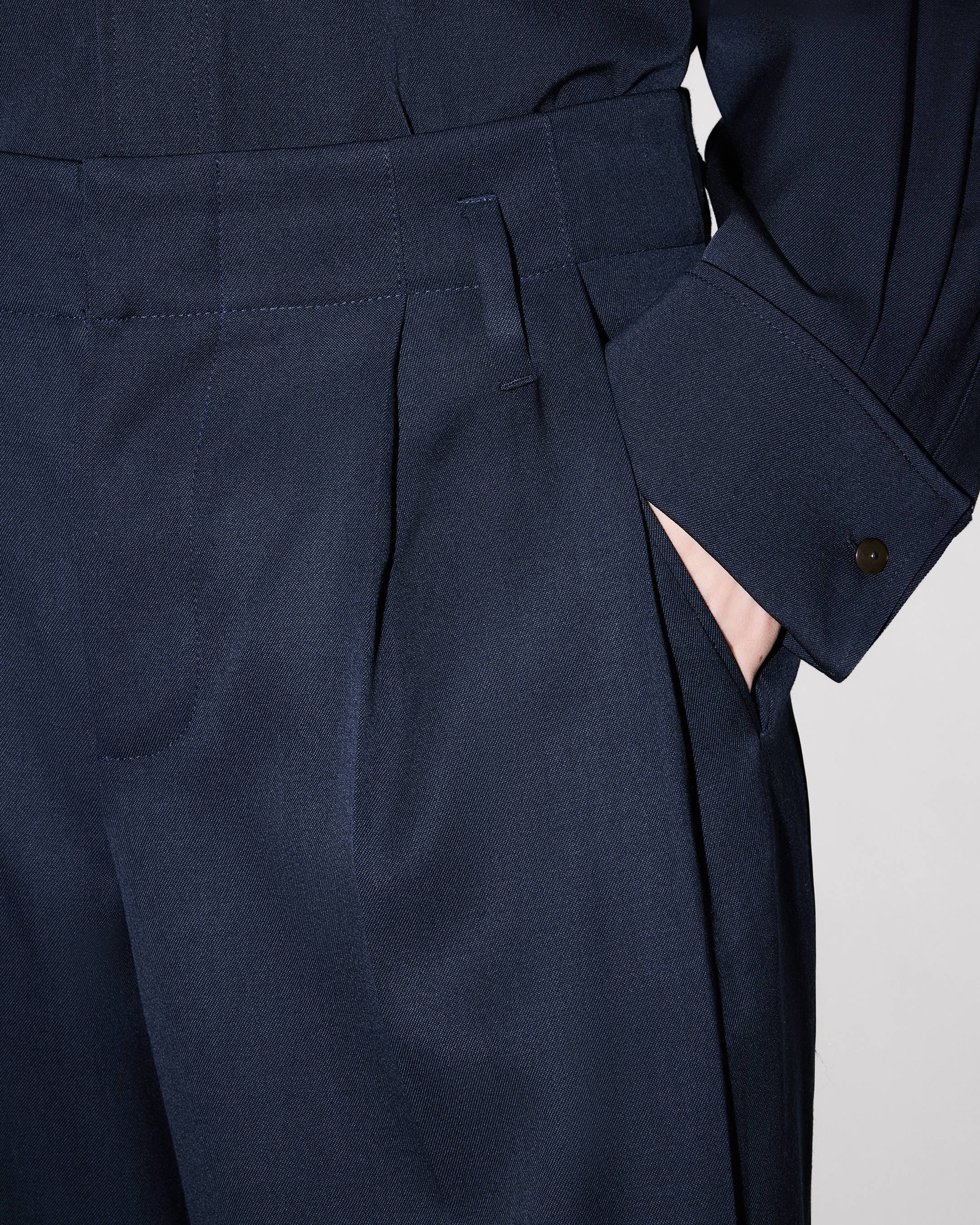 Wide leg tailored pants in virgin wool