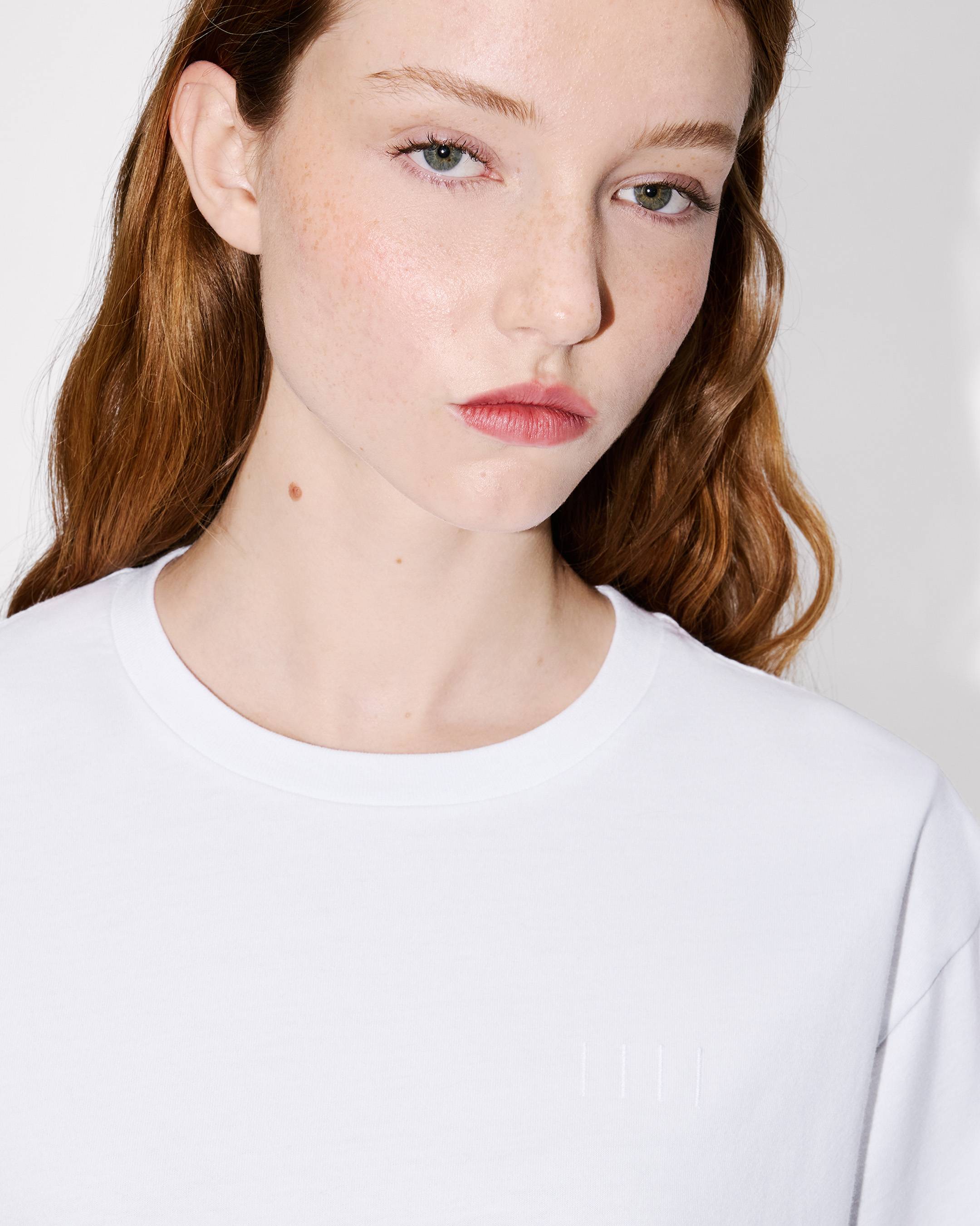 T-shirt ample brod&eacute; 'Boke Flower 2.0' en coton