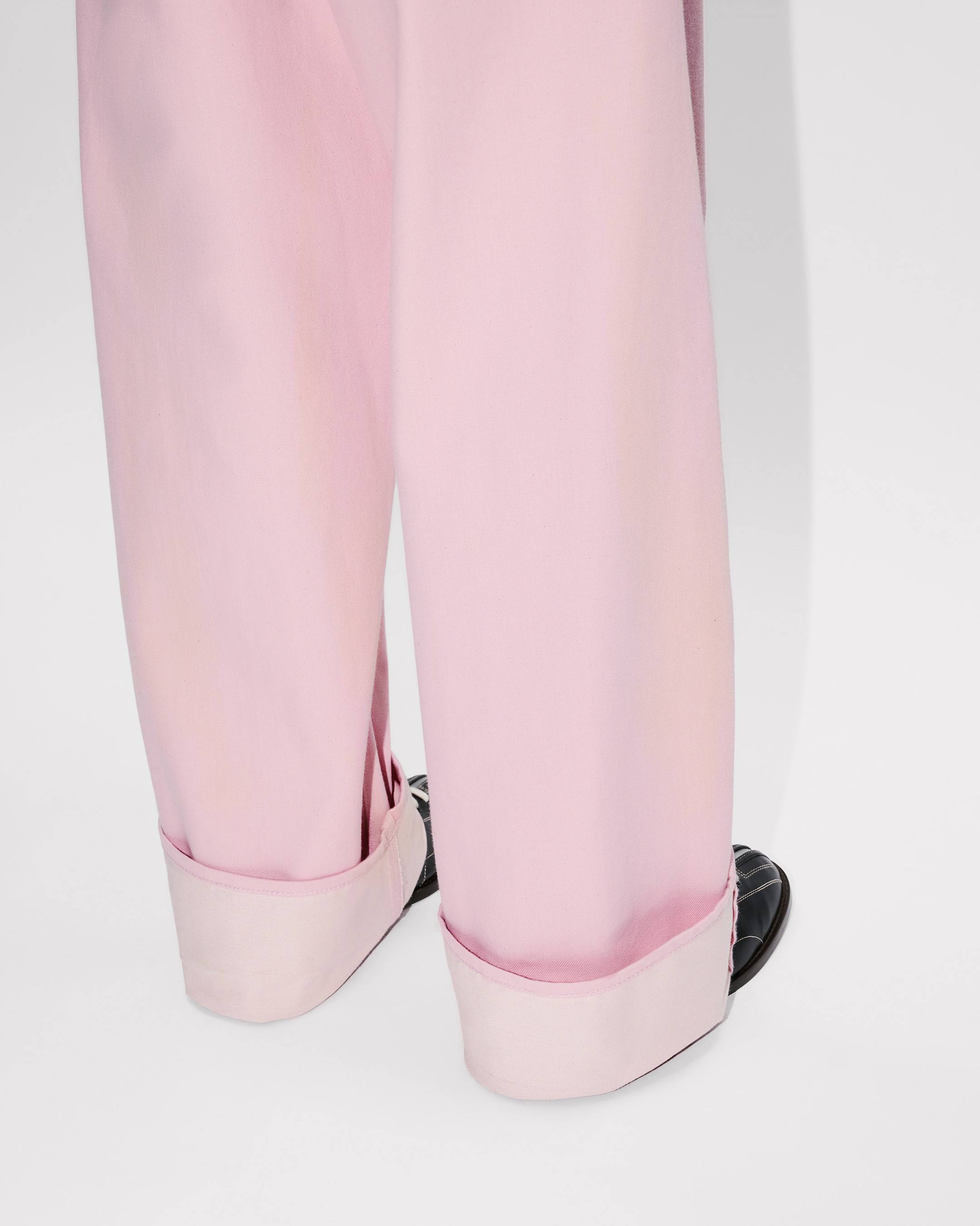 ターンアップワイド フィット ジーンズ イン ジャパニーズ デニム