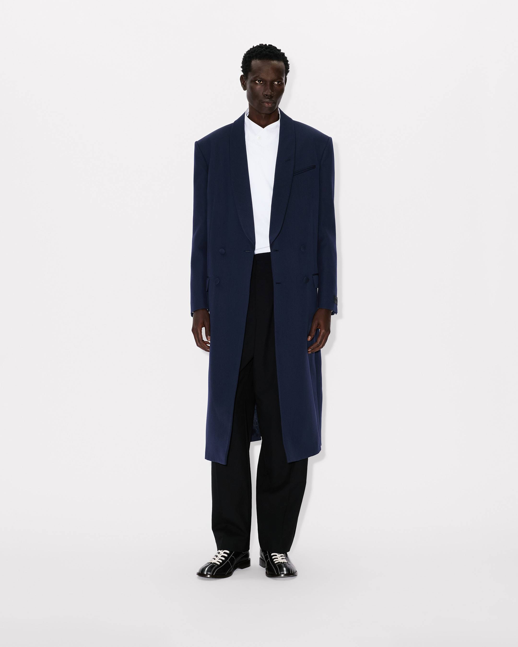 Shawl lapel tailored coat in virgin wool