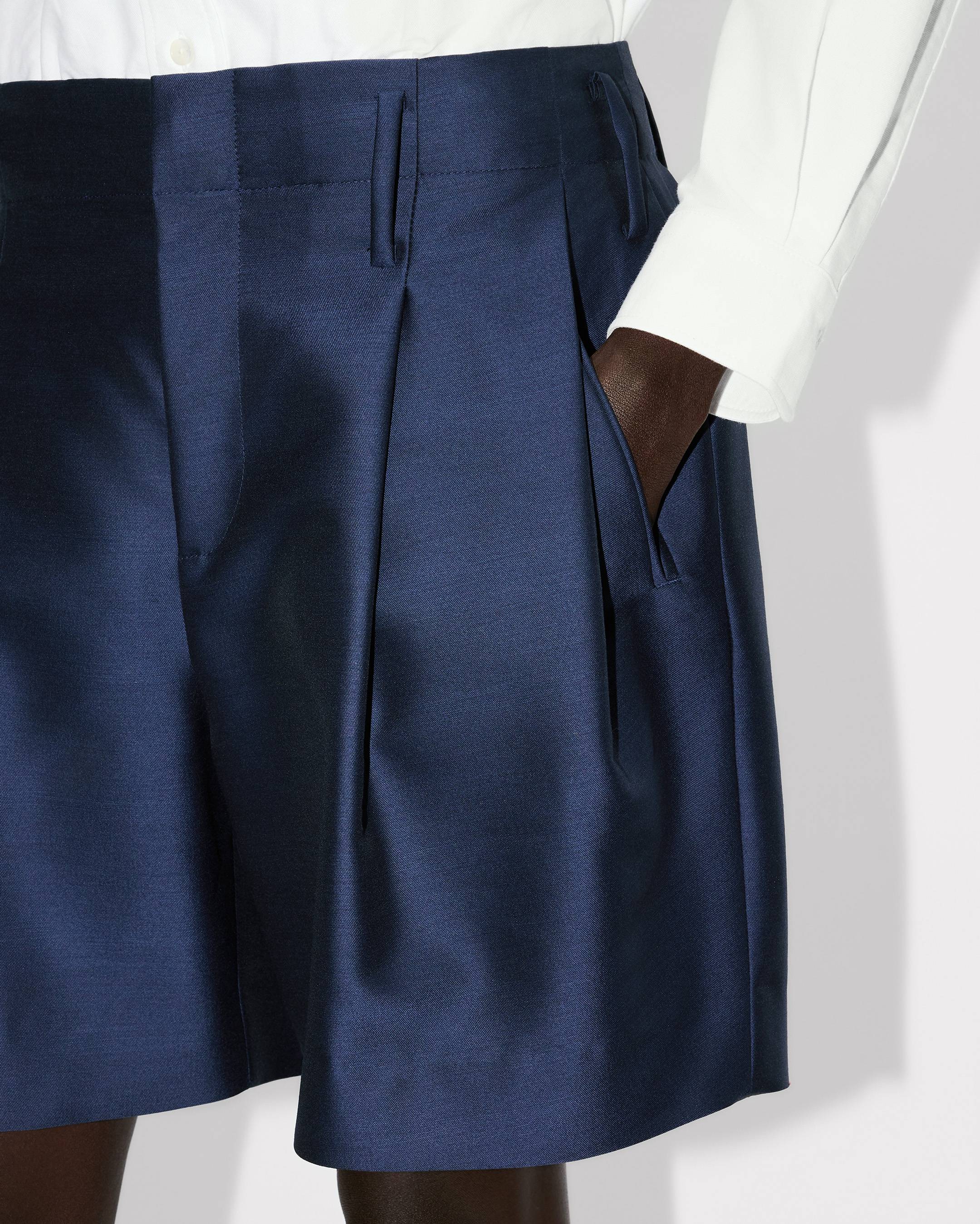 テーラード ショート イン バージン ウール & シルク