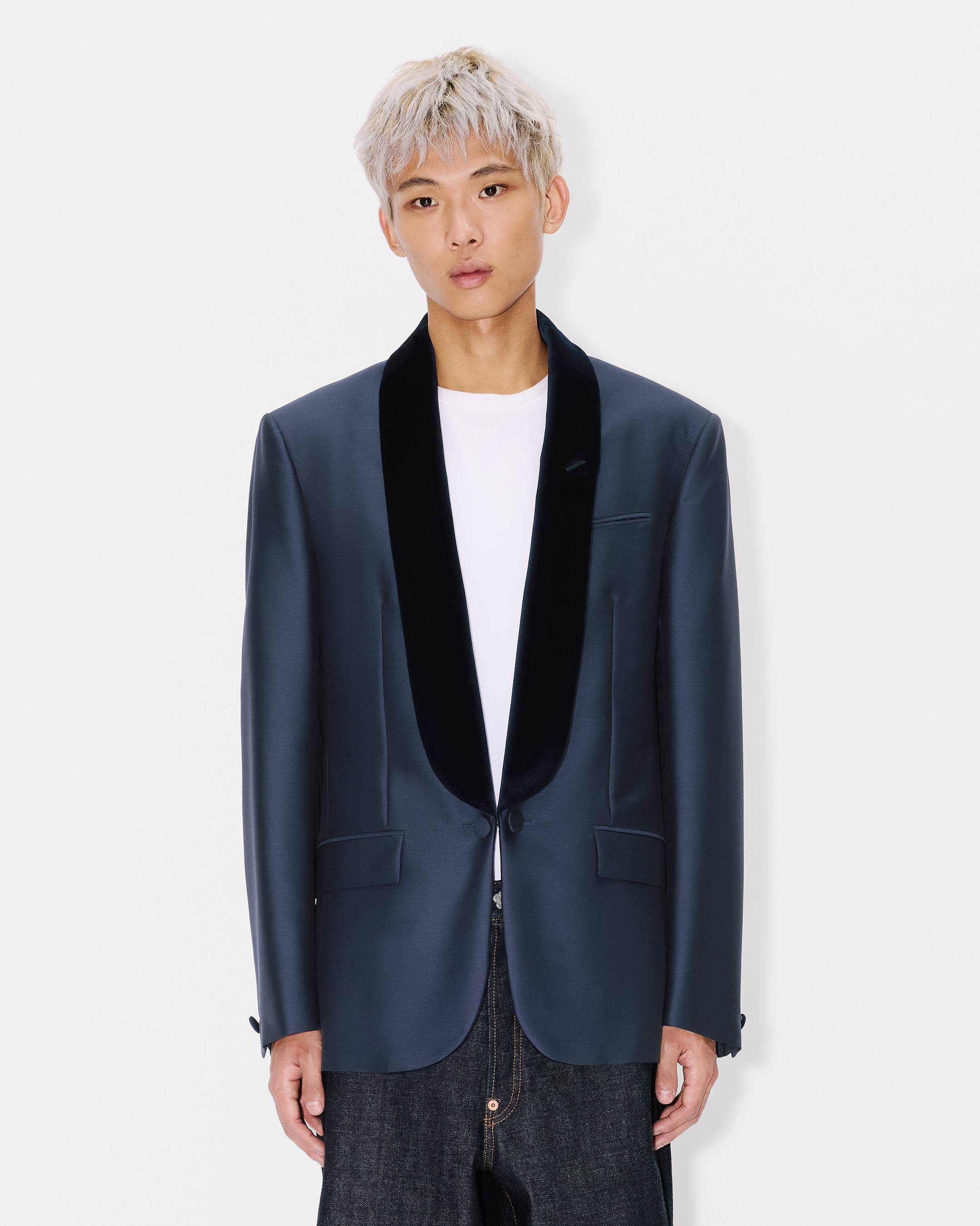 Shawl lapel jacket in virgin wool slik