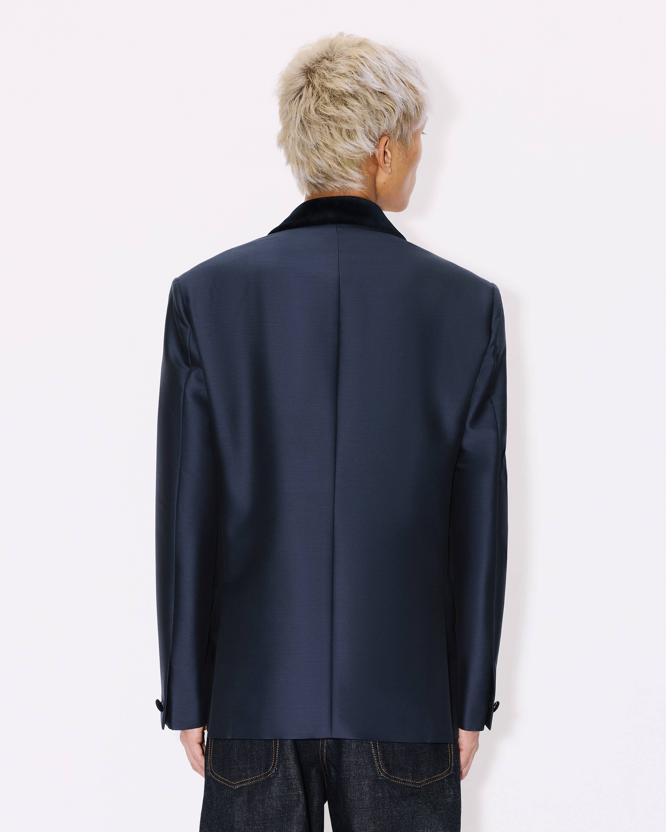 Shawl lapel jacket in virgin wool slik