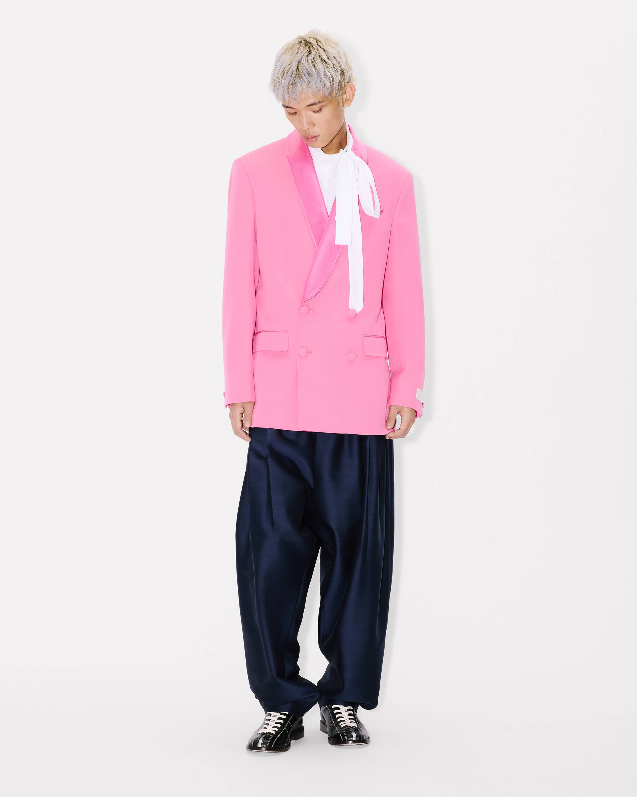 Shawl lapel double breasted jacket in virgin wool