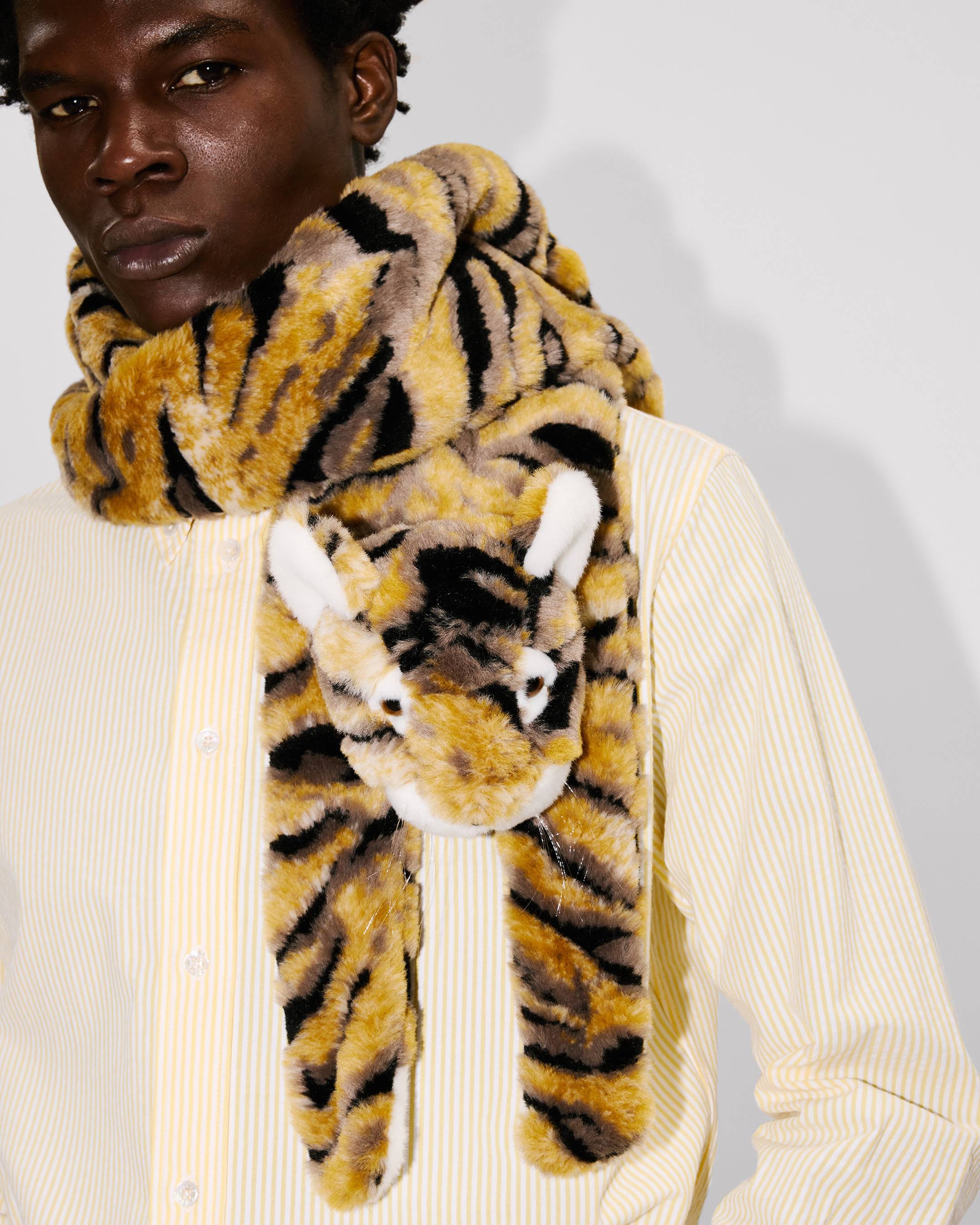 Bufanda de pelo de imitaci&oacute;n 'KENZO Tiger'