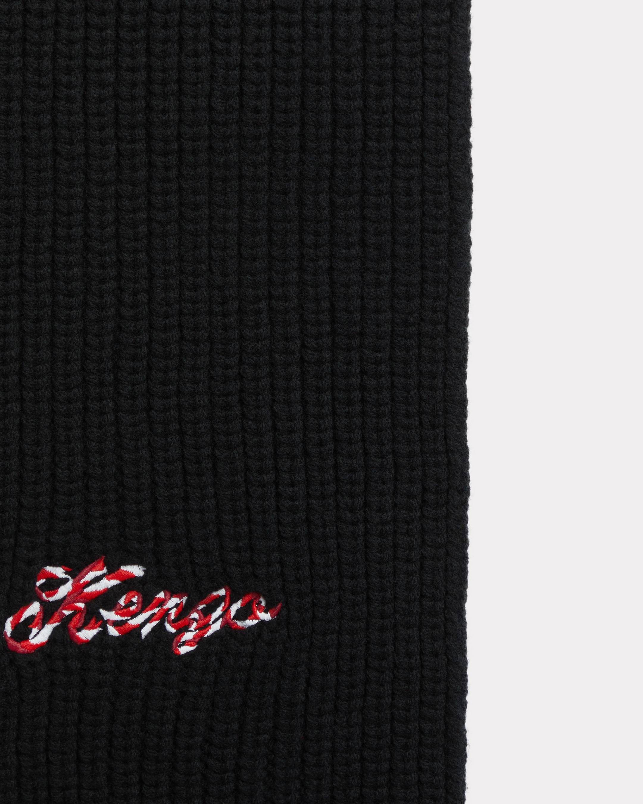 'KENZO Winter Holidays' scarf in wool.