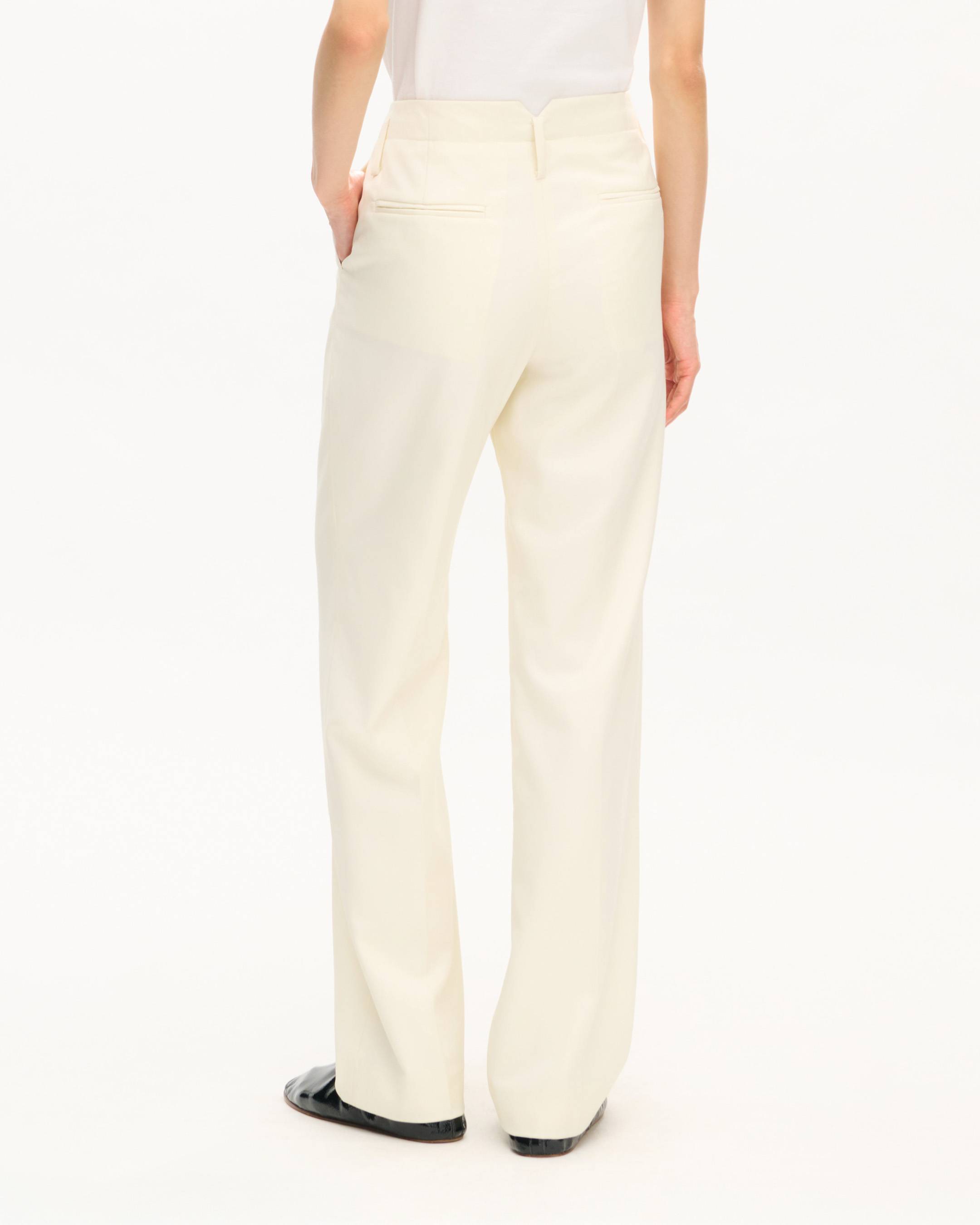 Straight pants in virgin wool