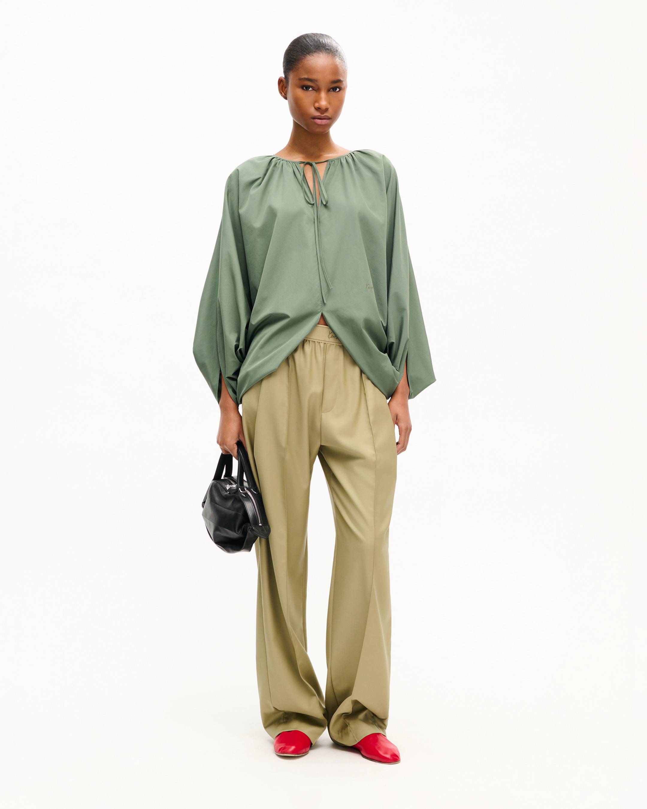 Oversized pleated blouse in cotton poplin