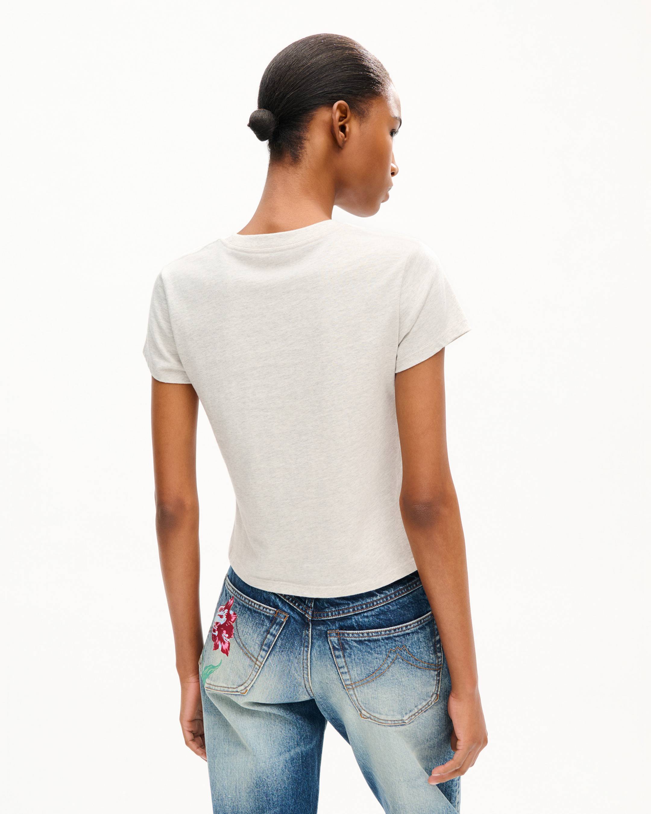 T-Shirt mit &bdquo;KENZO Signature&ldquo;-Stickerei in kleiner Passform aus Baumwolle