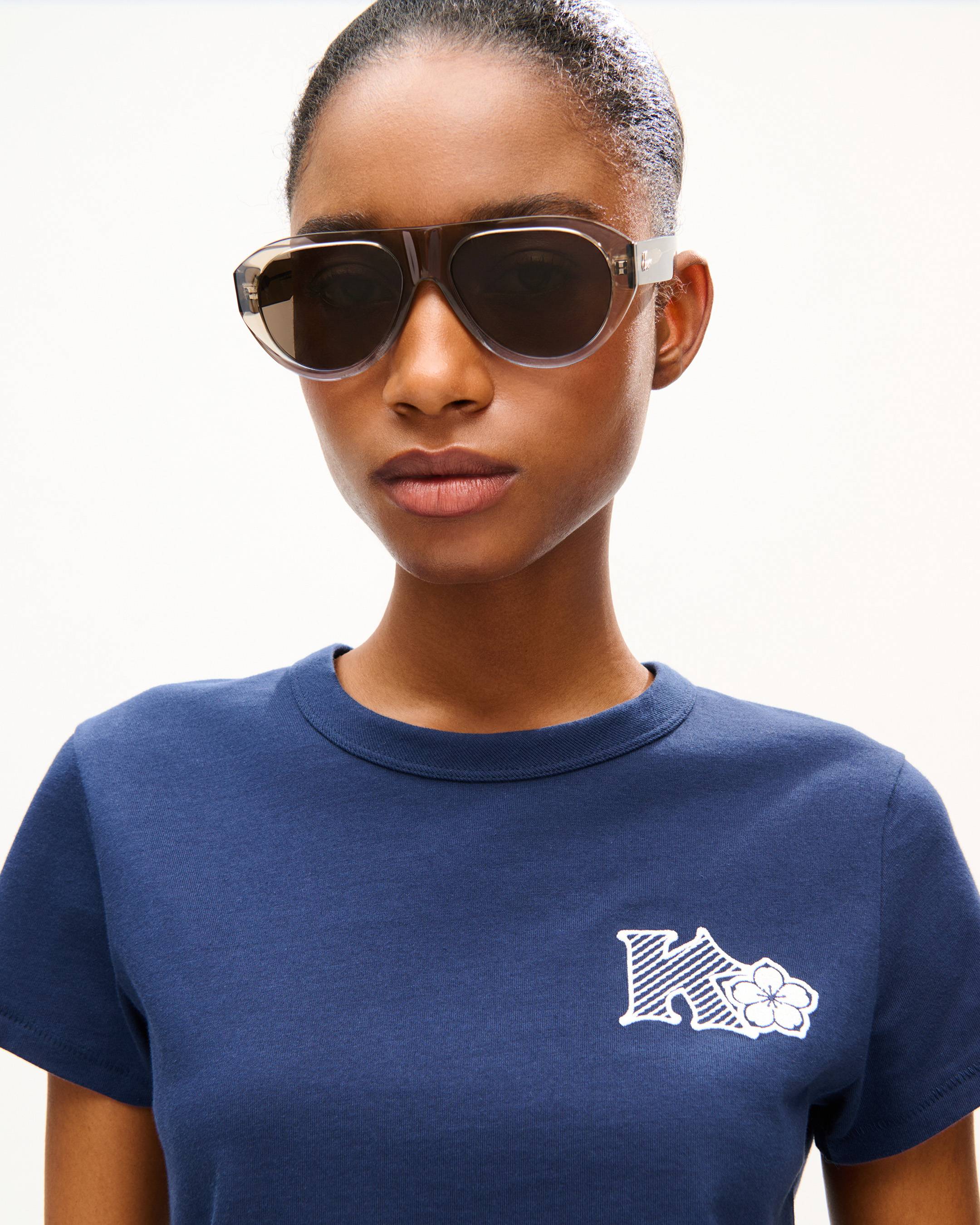 'KENZO Paris Emblem' embroidered small fit T-shirt in cotton