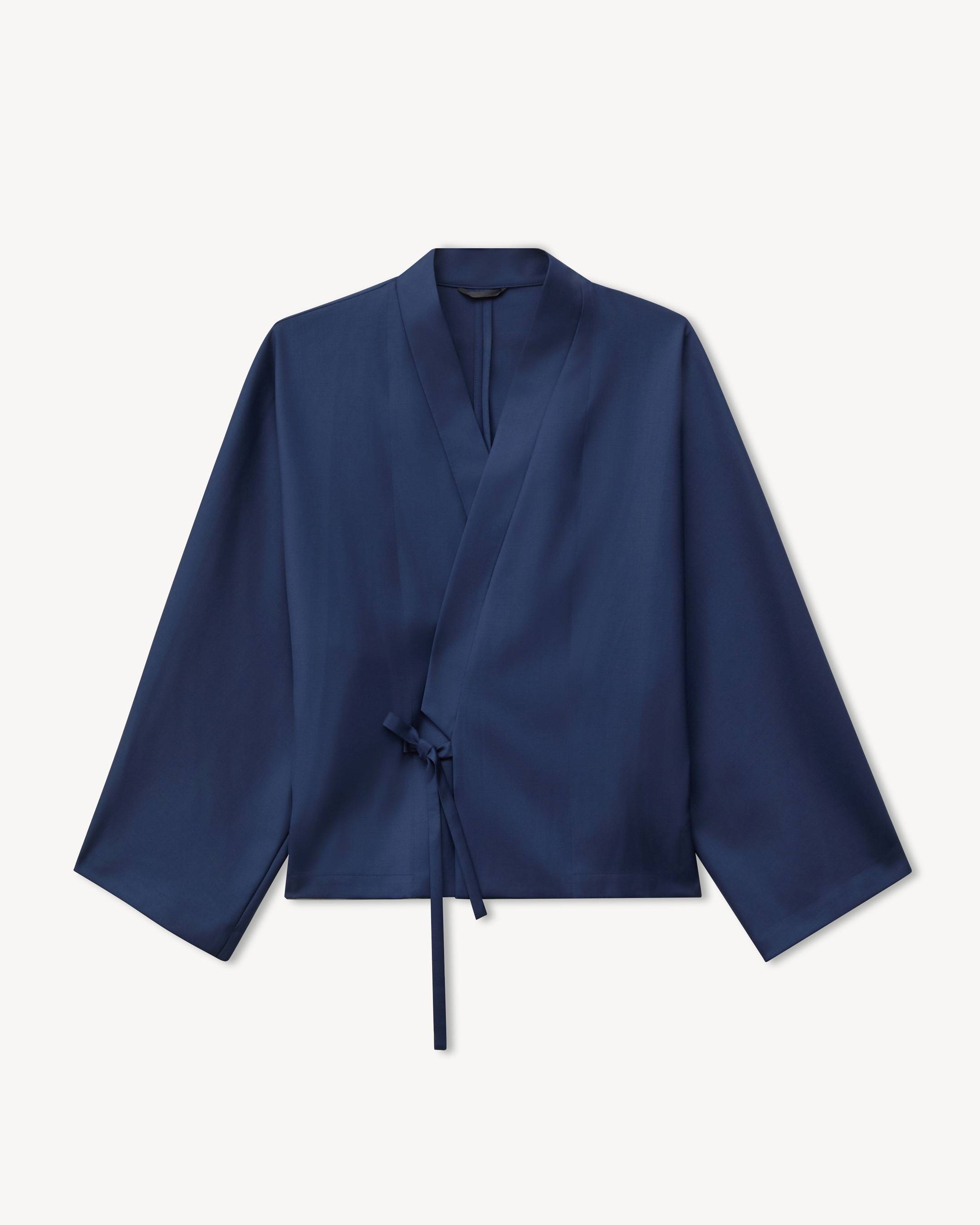 Light kimono jacket in virgin wool