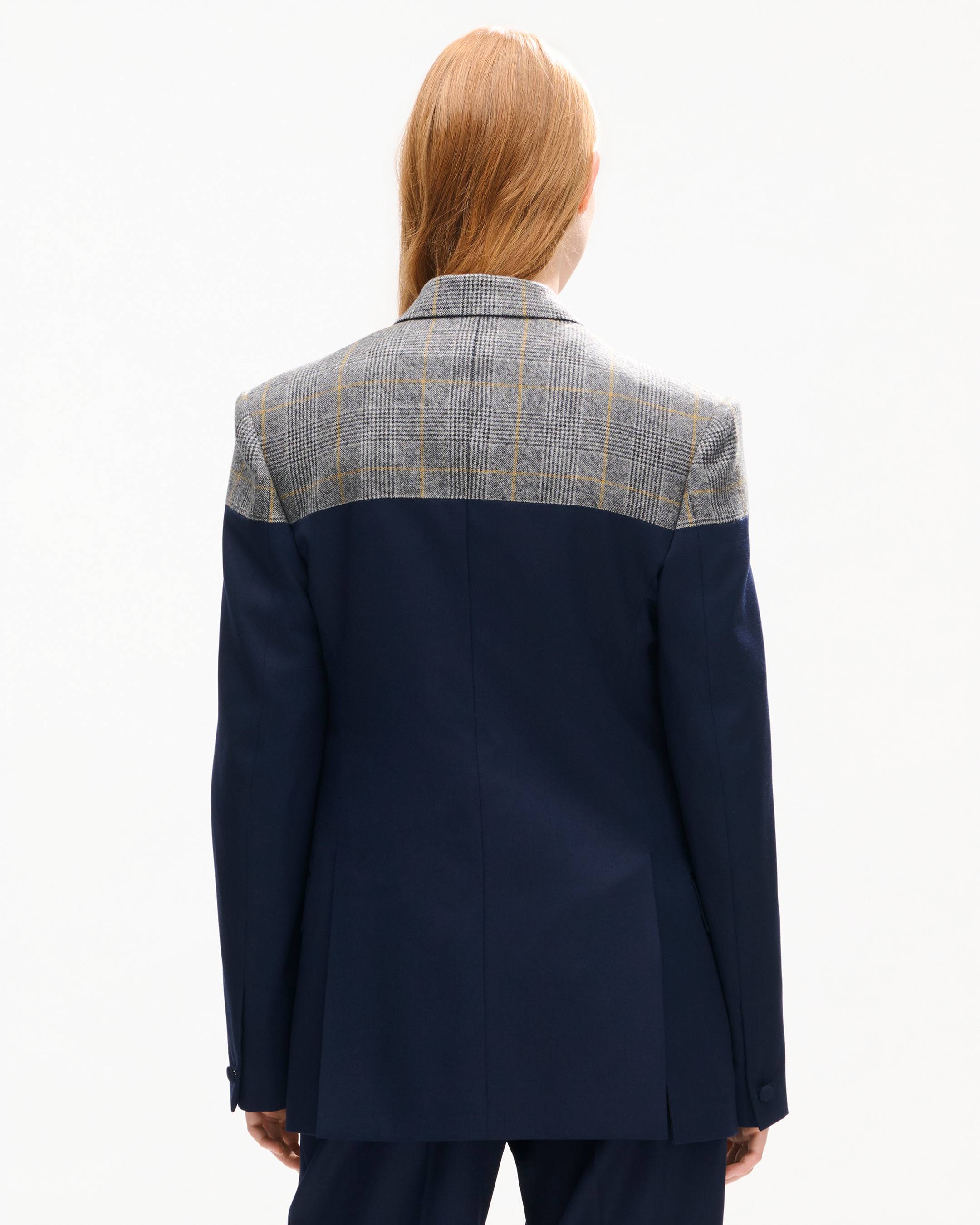 Peaked lapel blazer in wool