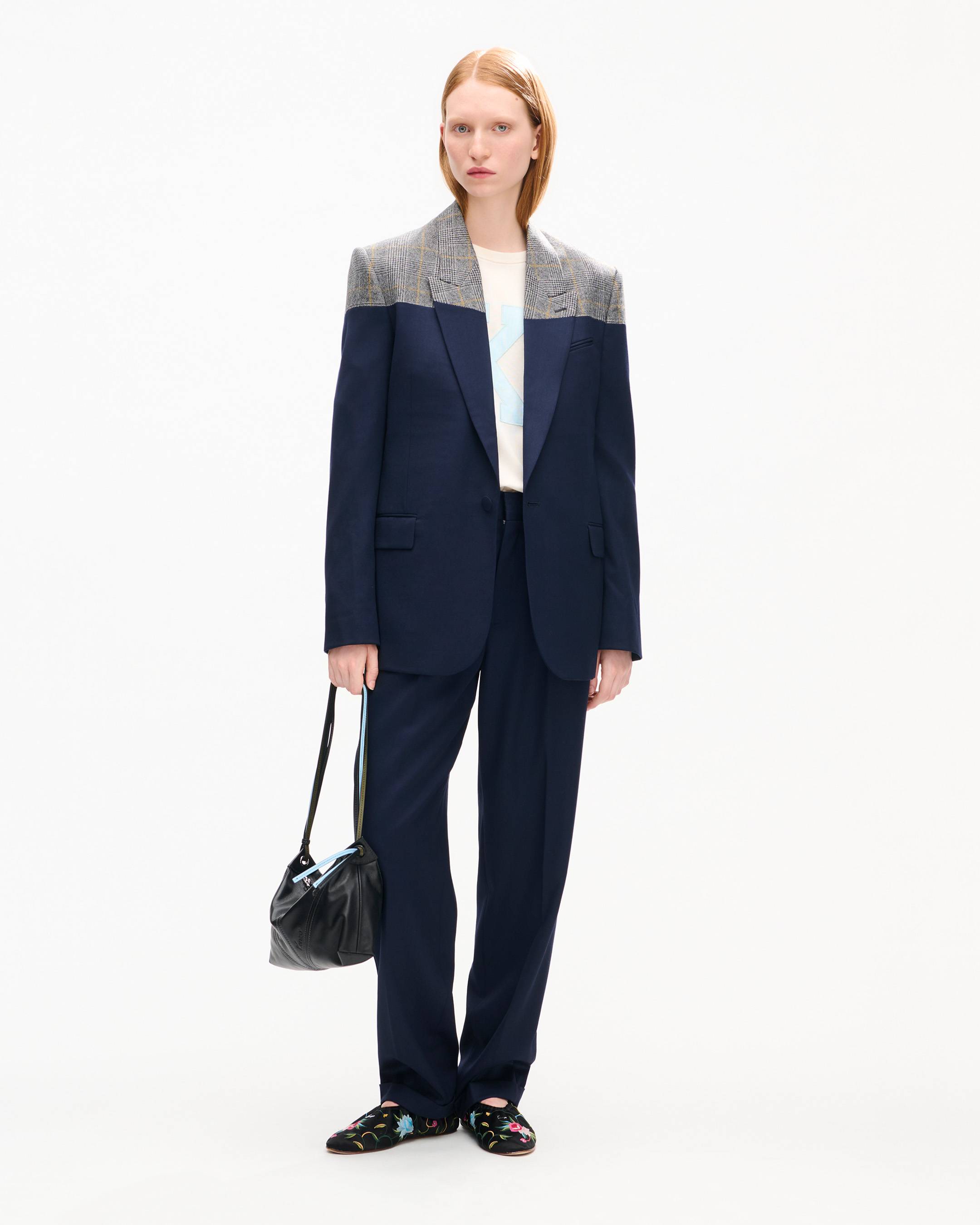 Peaked lapel blazer in wool