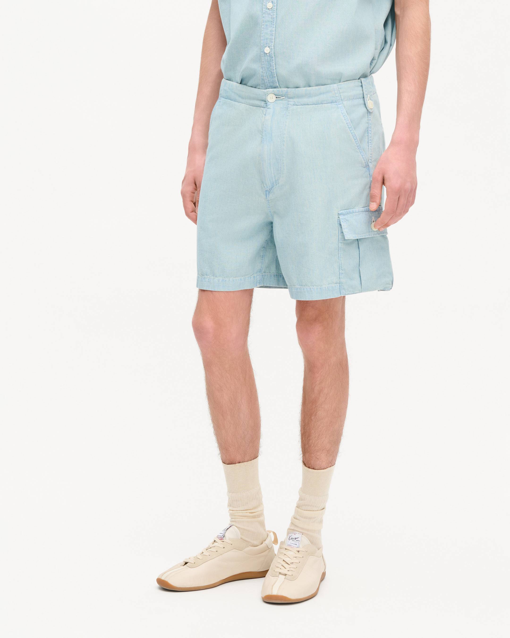KENZO Sounds' cargo shorts in stone bleach chambray | Men's | KENZO