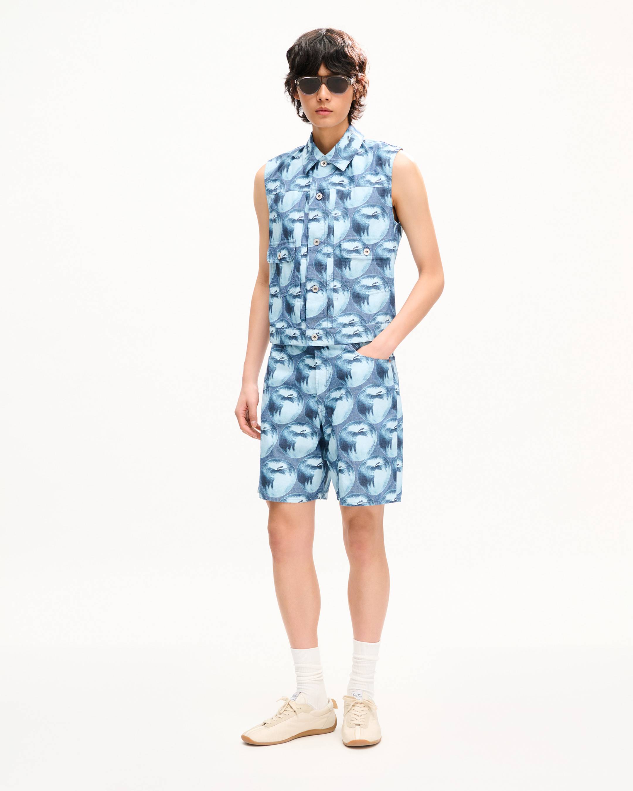 'KENZO Apple Pop' カットオフ トラッカー ベスト イン ジャパニーズ デニム ユニセックス