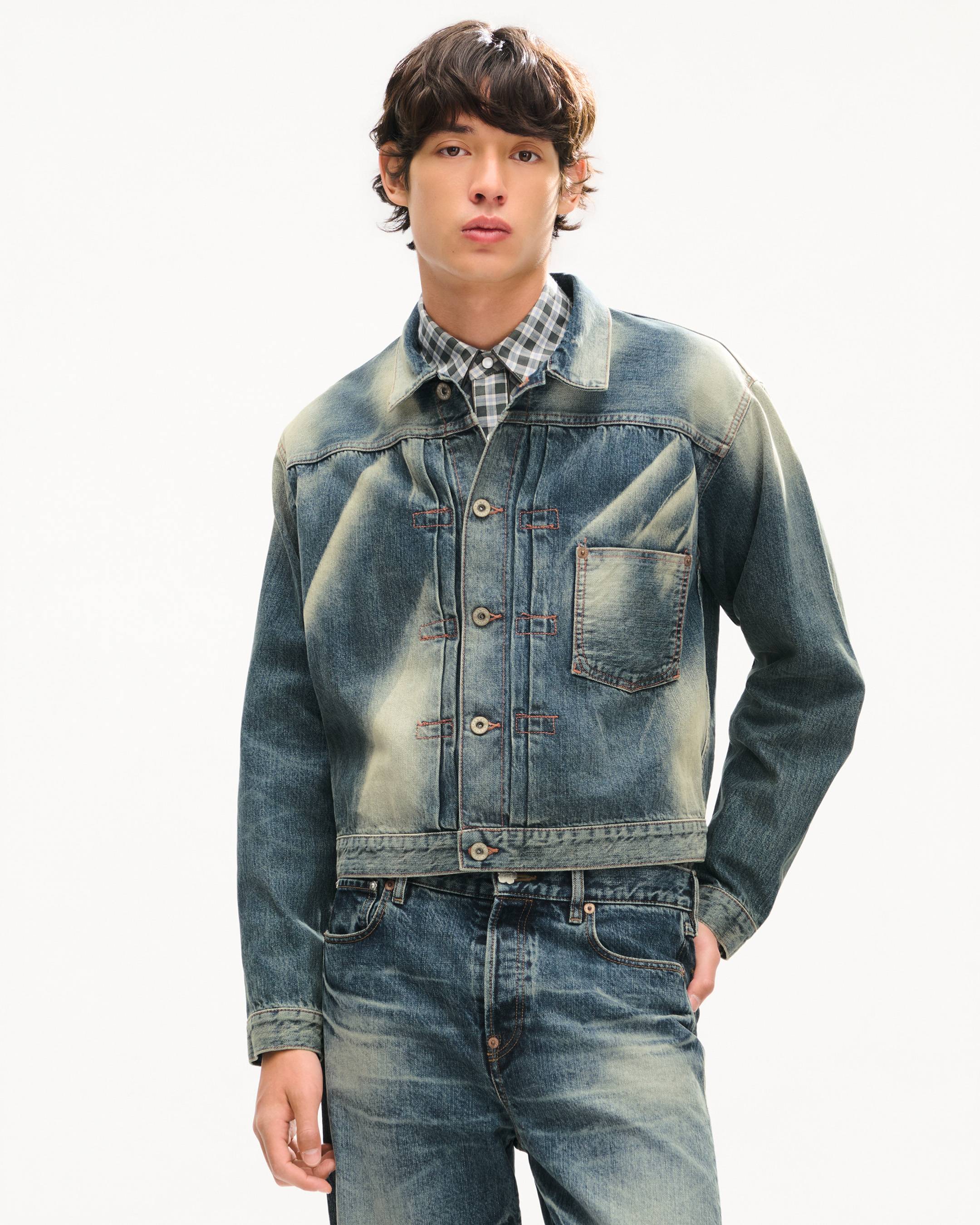 Pleated trucker jacket in japanese denim