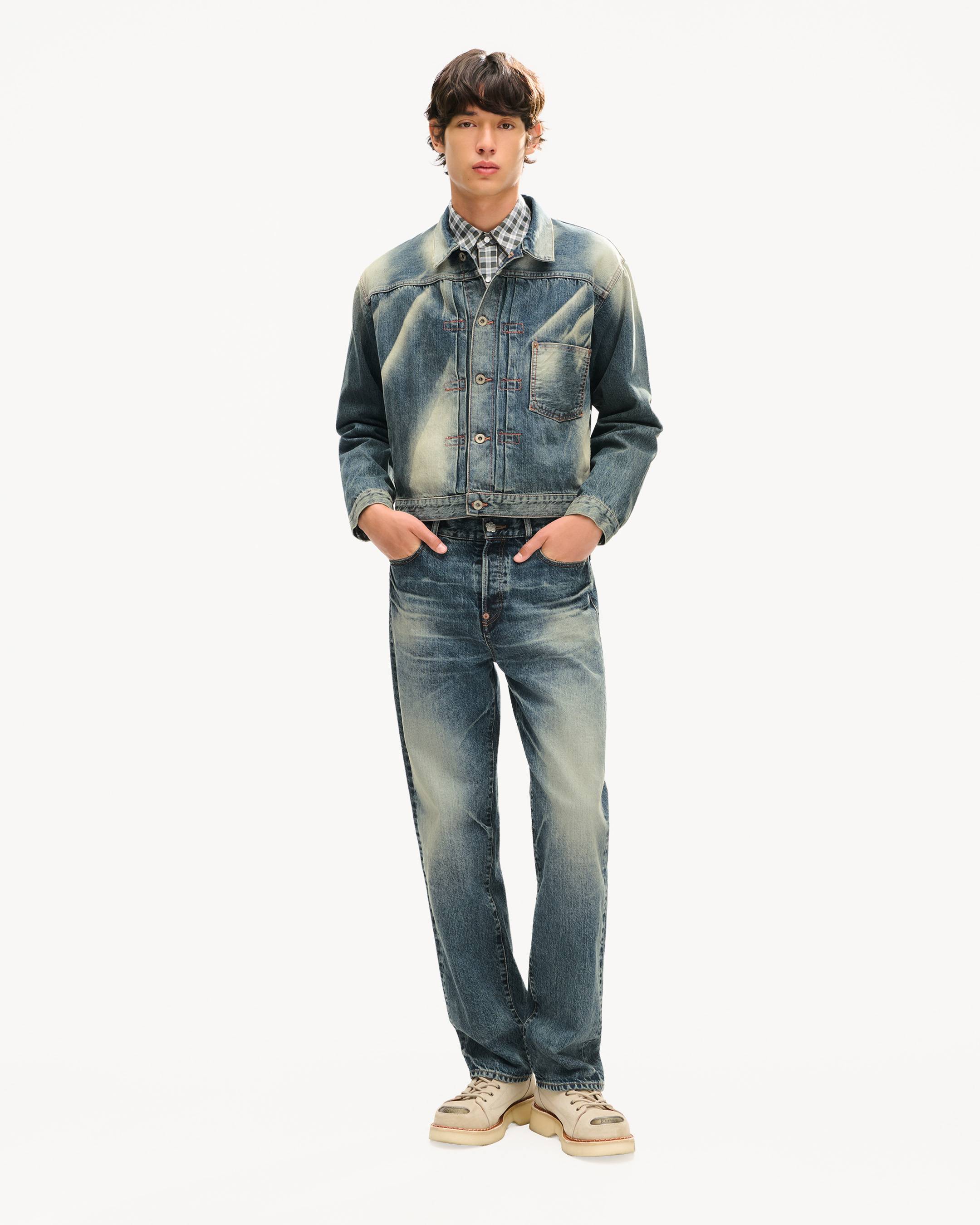 Pleated trucker jacket in japanese denim