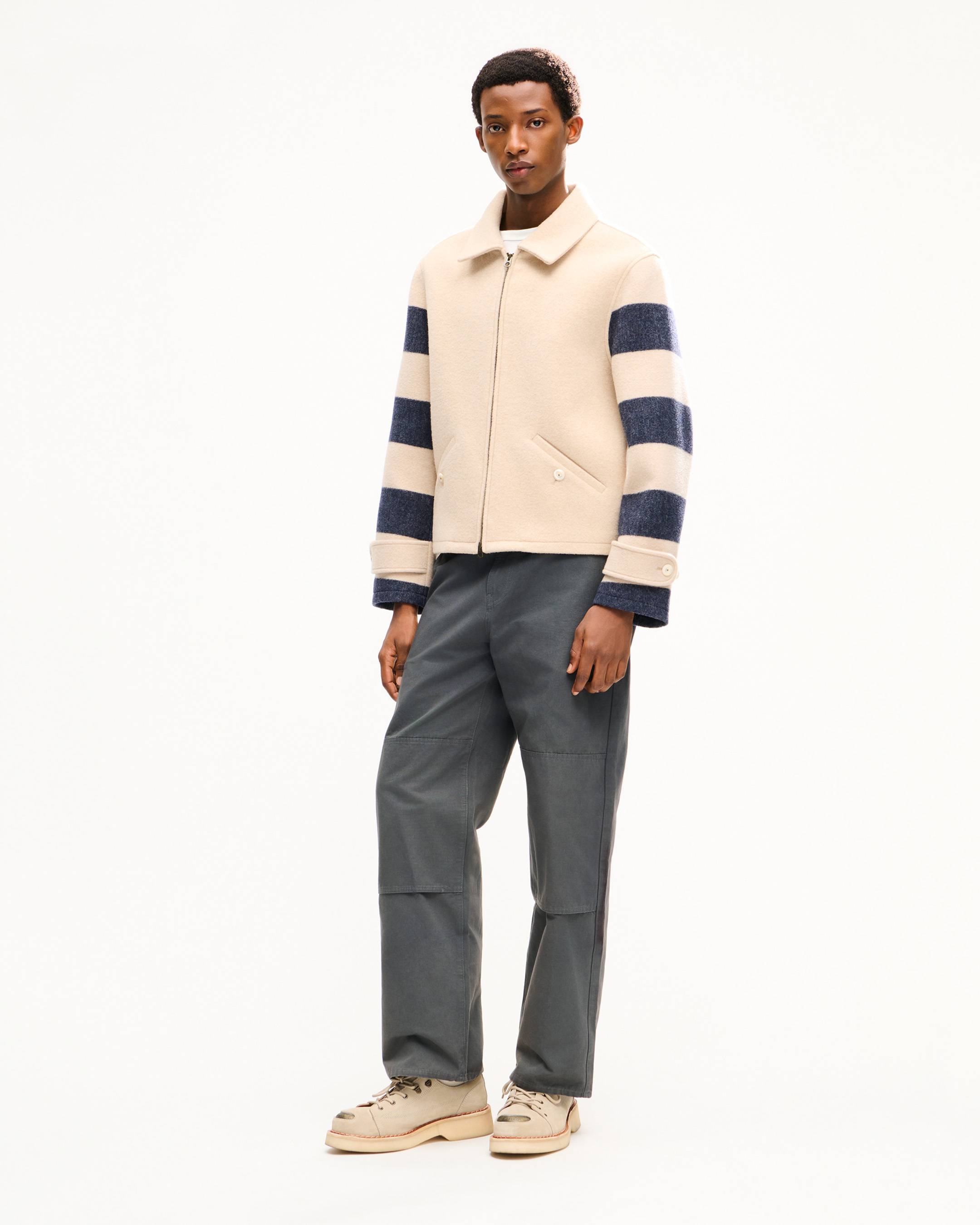 Pantal&oacute;n chino con rodillas reforzadas de algod&oacute;n