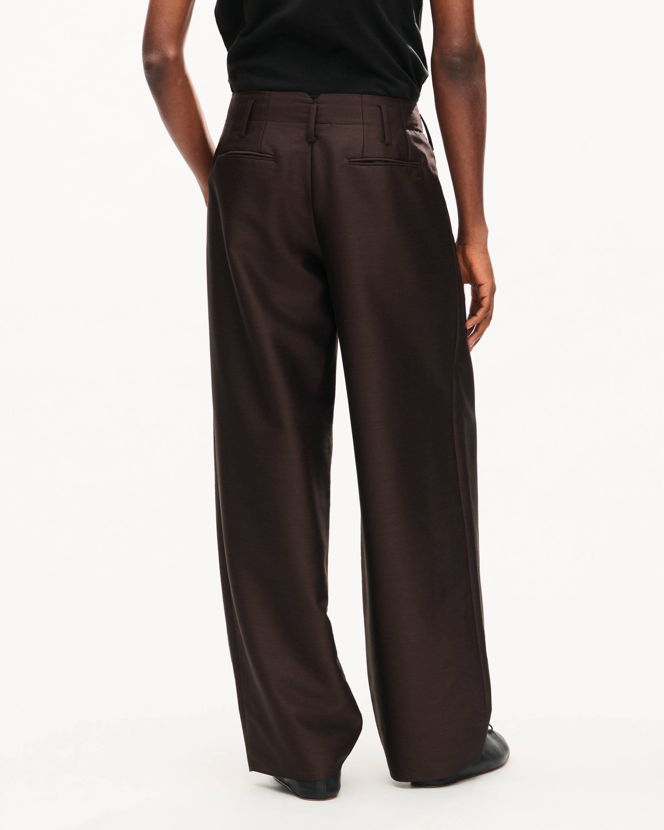 Pantal&oacute;n sastre de corte c&oacute;nico de lana virgen y seda