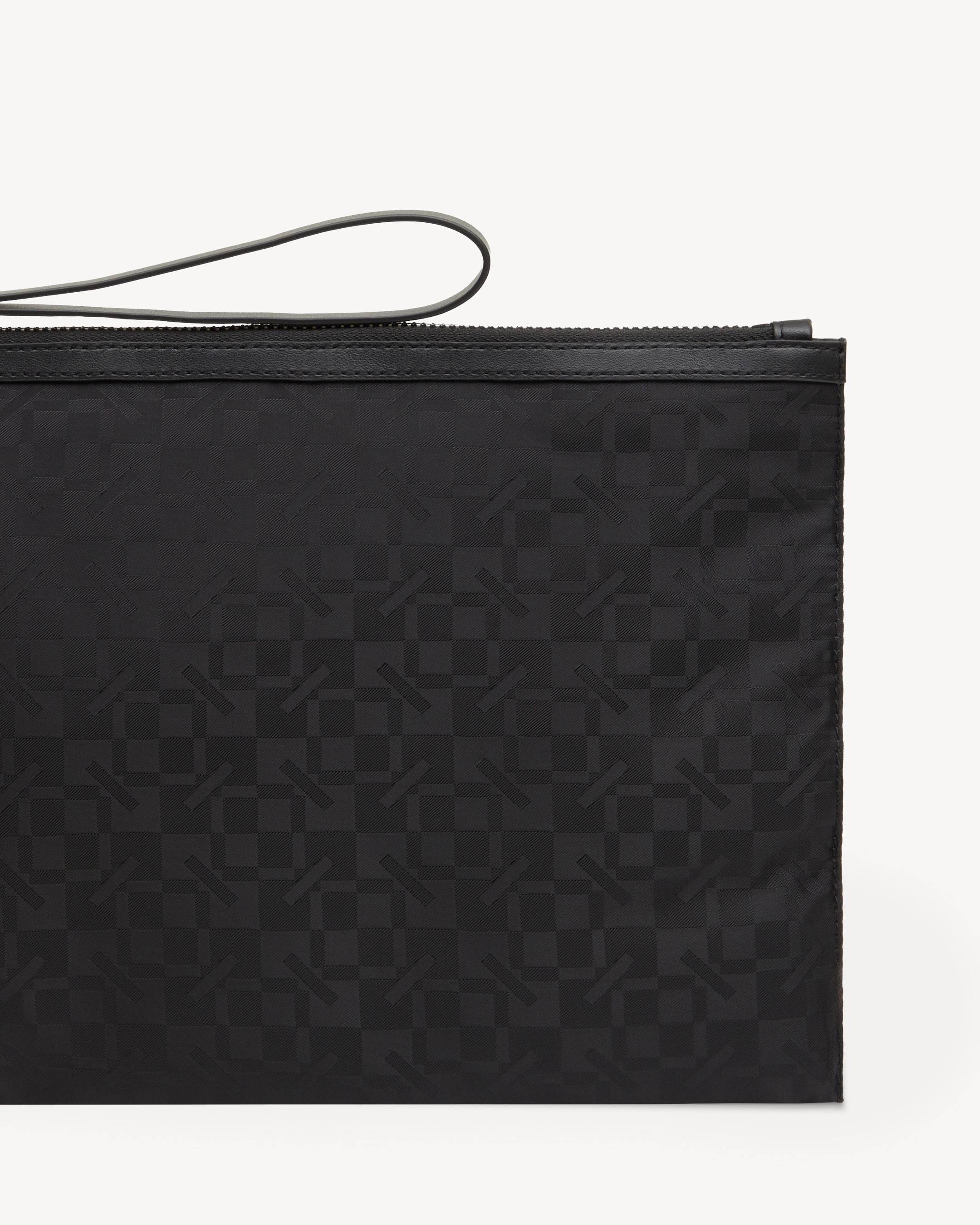 Pochette grande 'Kenzogram'