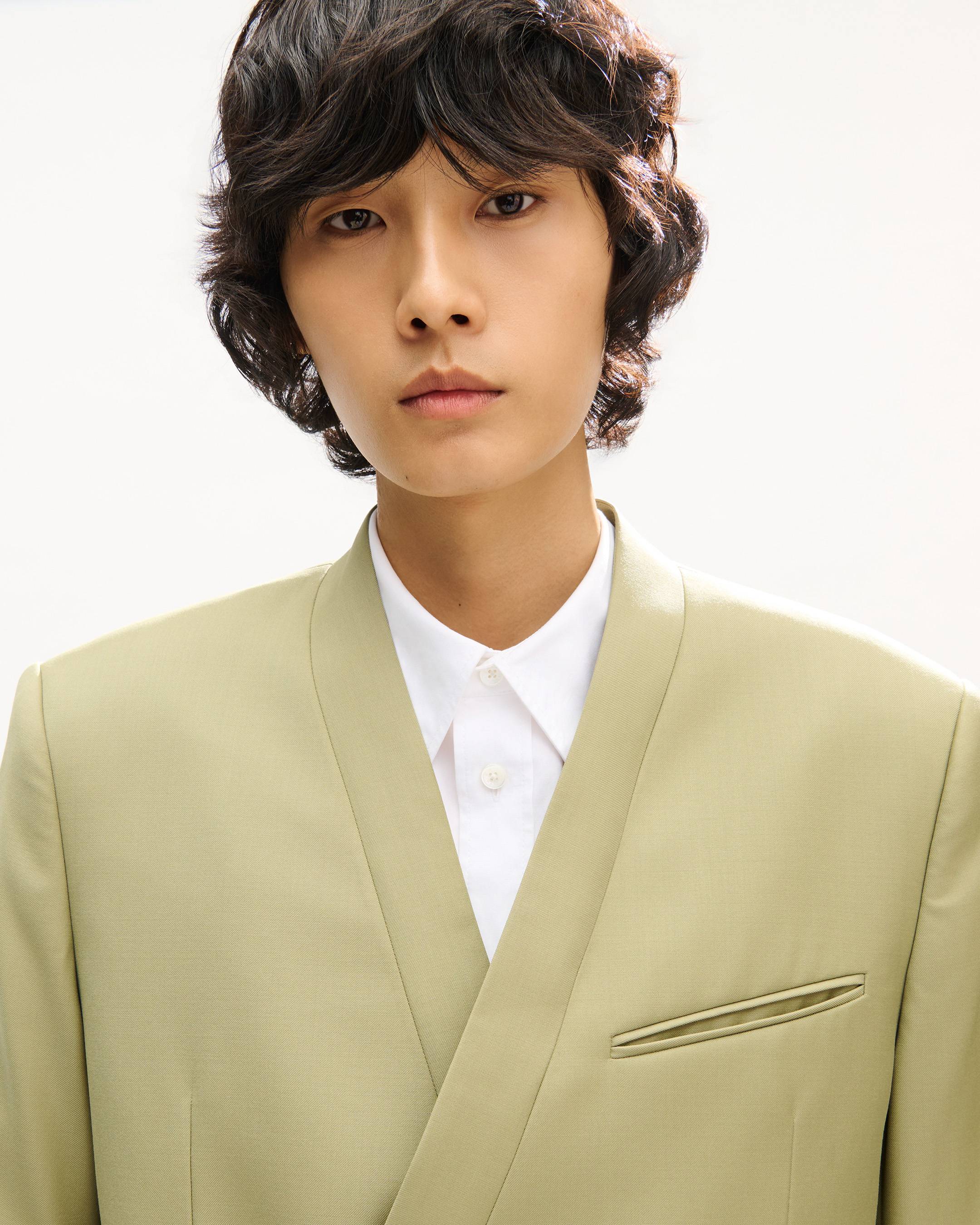 Veste de costume kimono double boutonnage en laine vierge