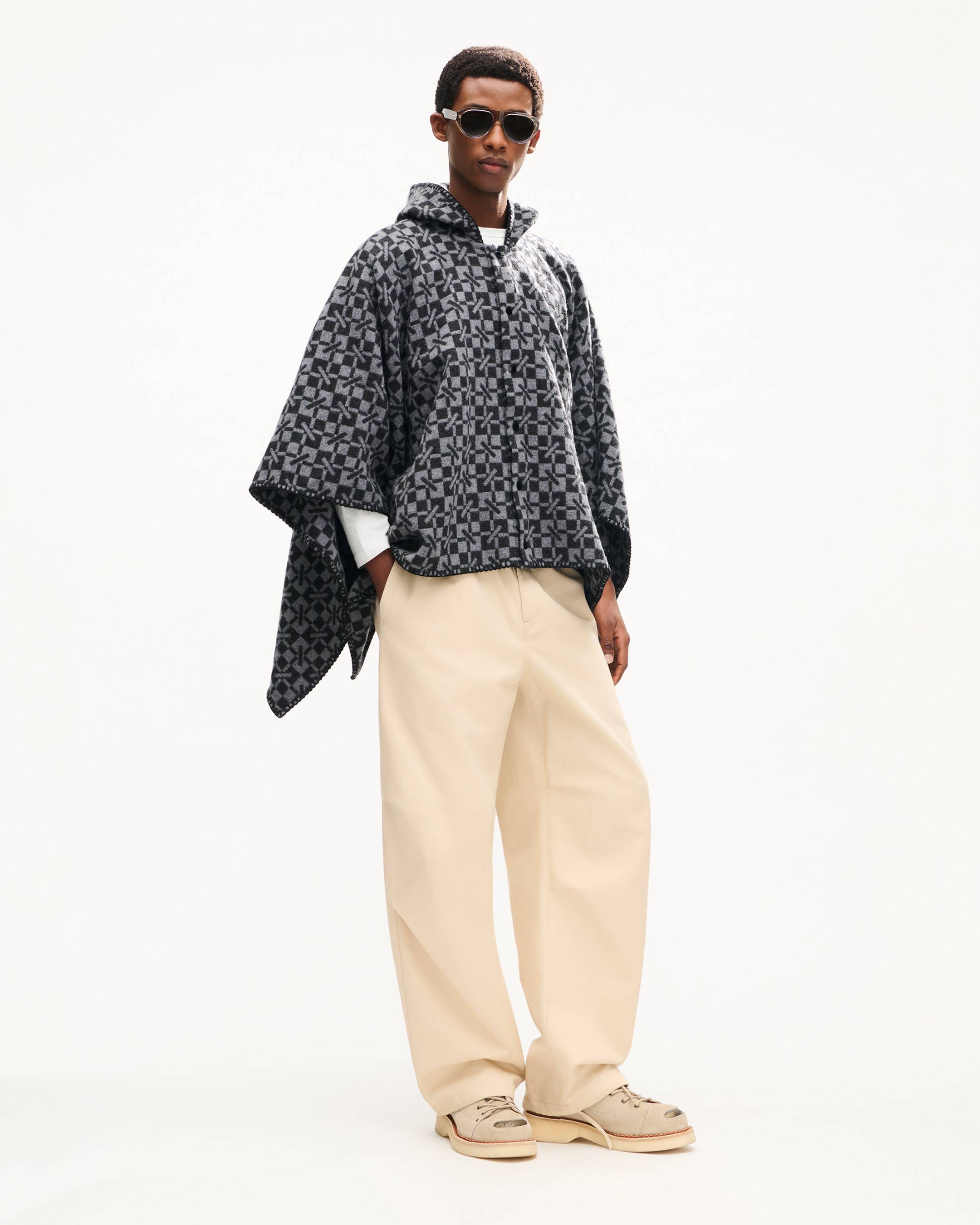 Poncho 'Kenzogram' en laine