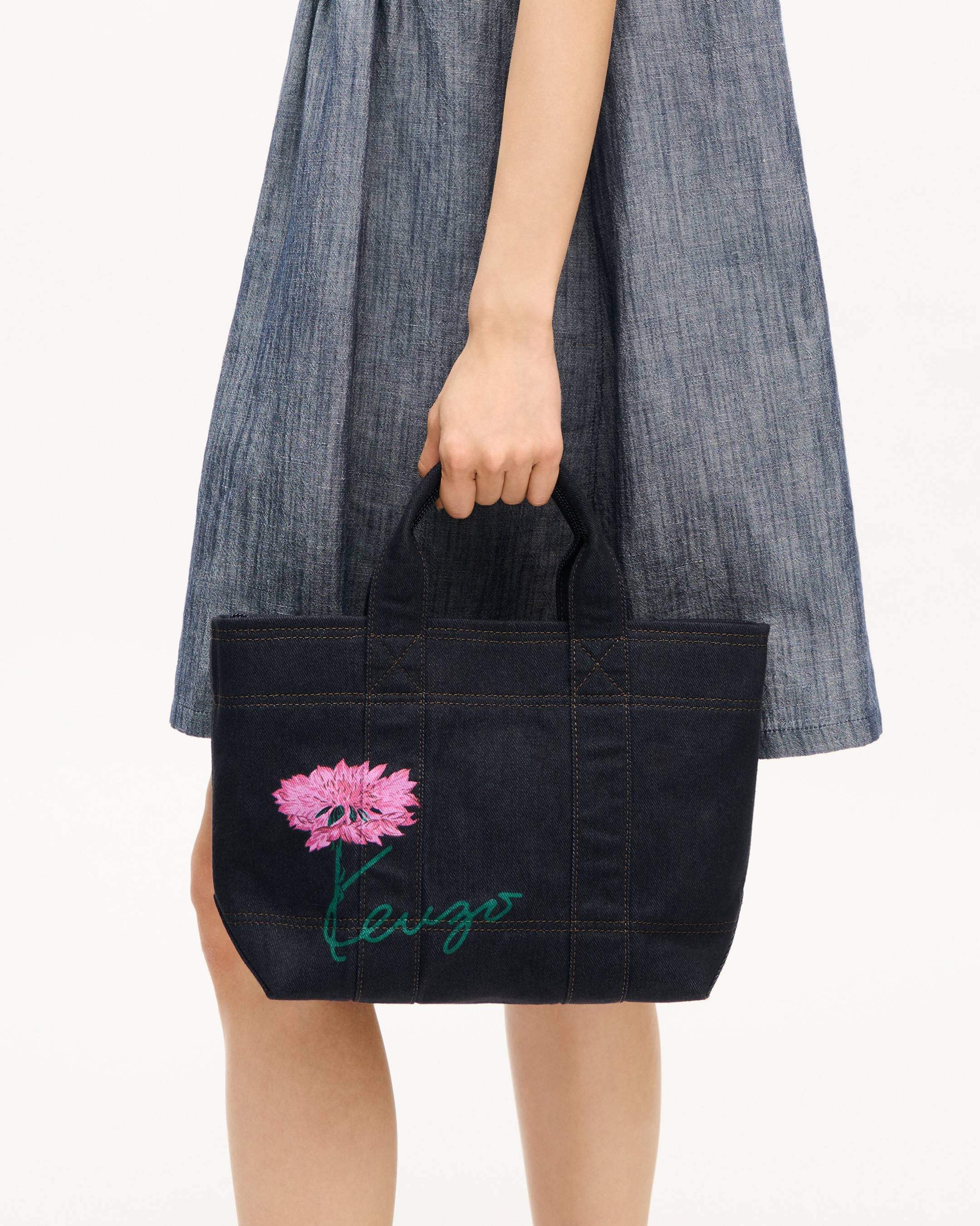 Petit tote bag 'KENZO Tulip' en serg&eacute; fa&ccedil;on denim
