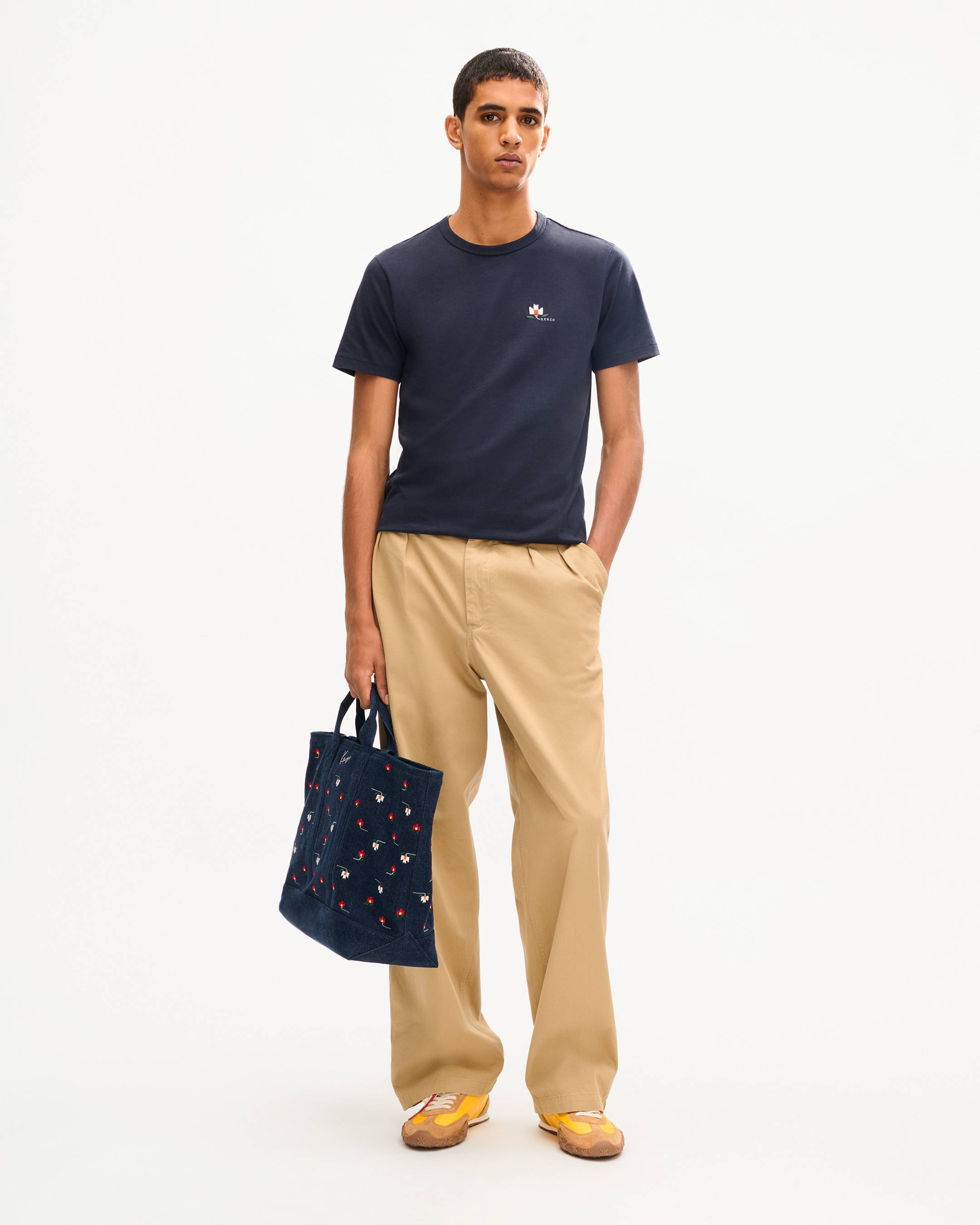 T-shirt ajust&eacute; brod&eacute; 'KENZO Ikat Flower' en coton