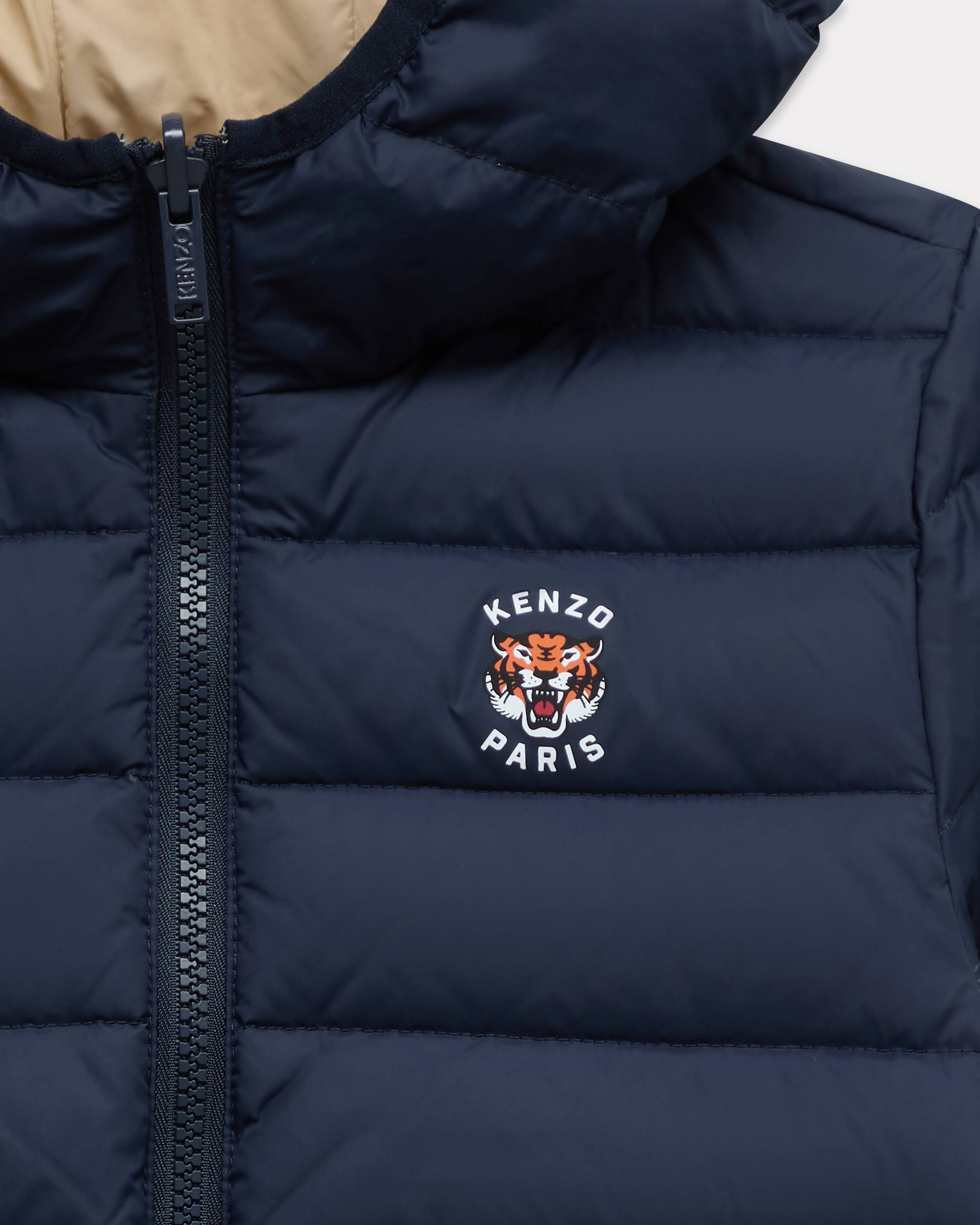 Reversible down jacket