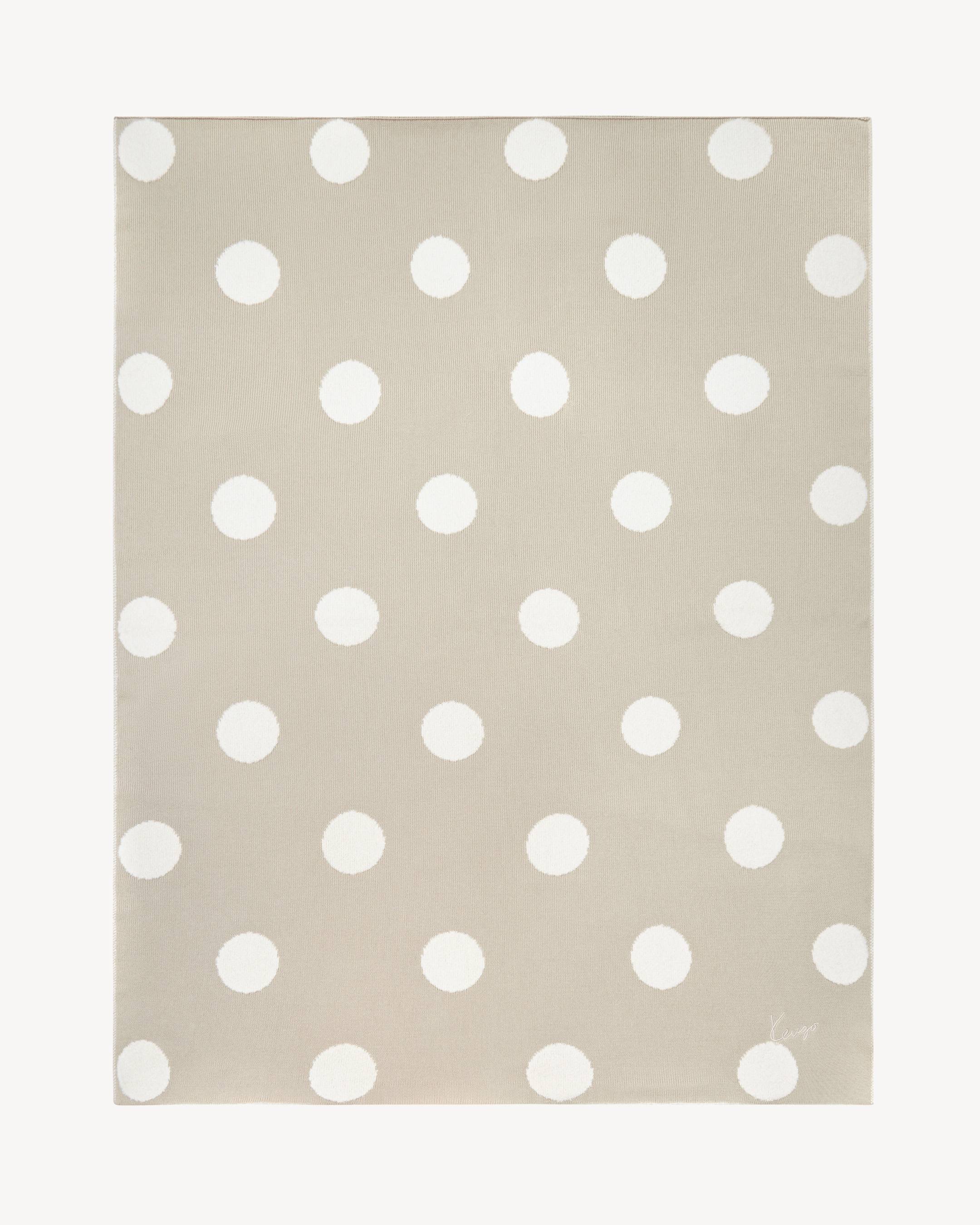 Polka dot jacquard plaid