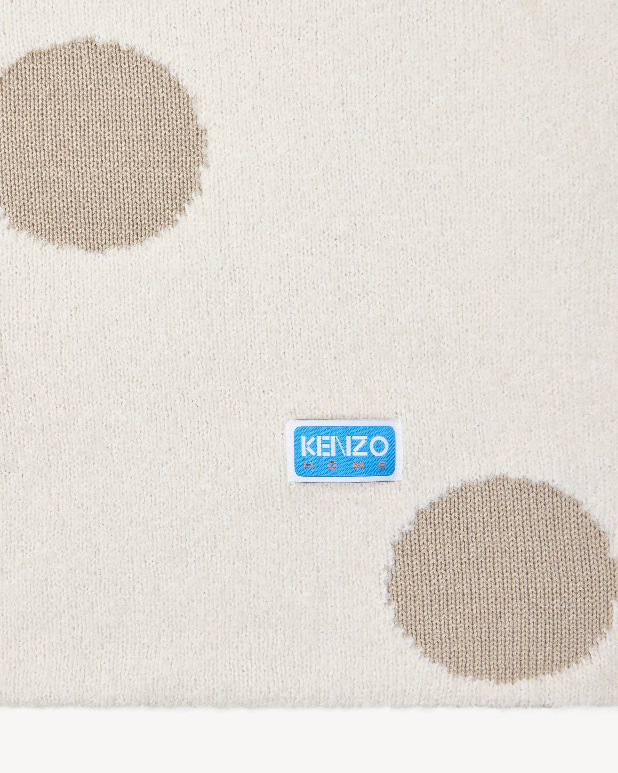 Polka dot jacquard plaid